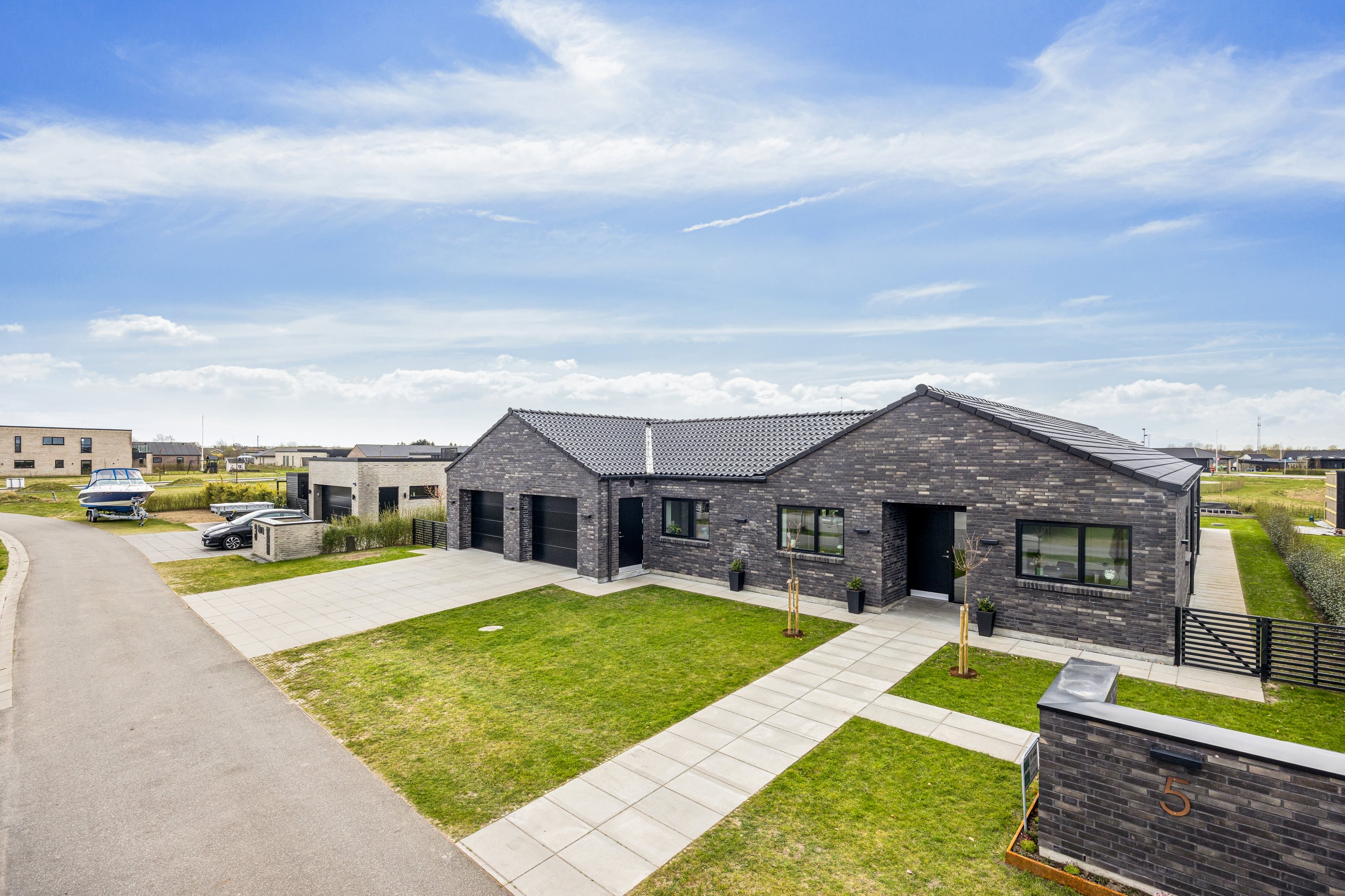 Miniaturebillede 1: ejendom 1. Billede af Solhvervs Alle 5, 9440 Aabybro