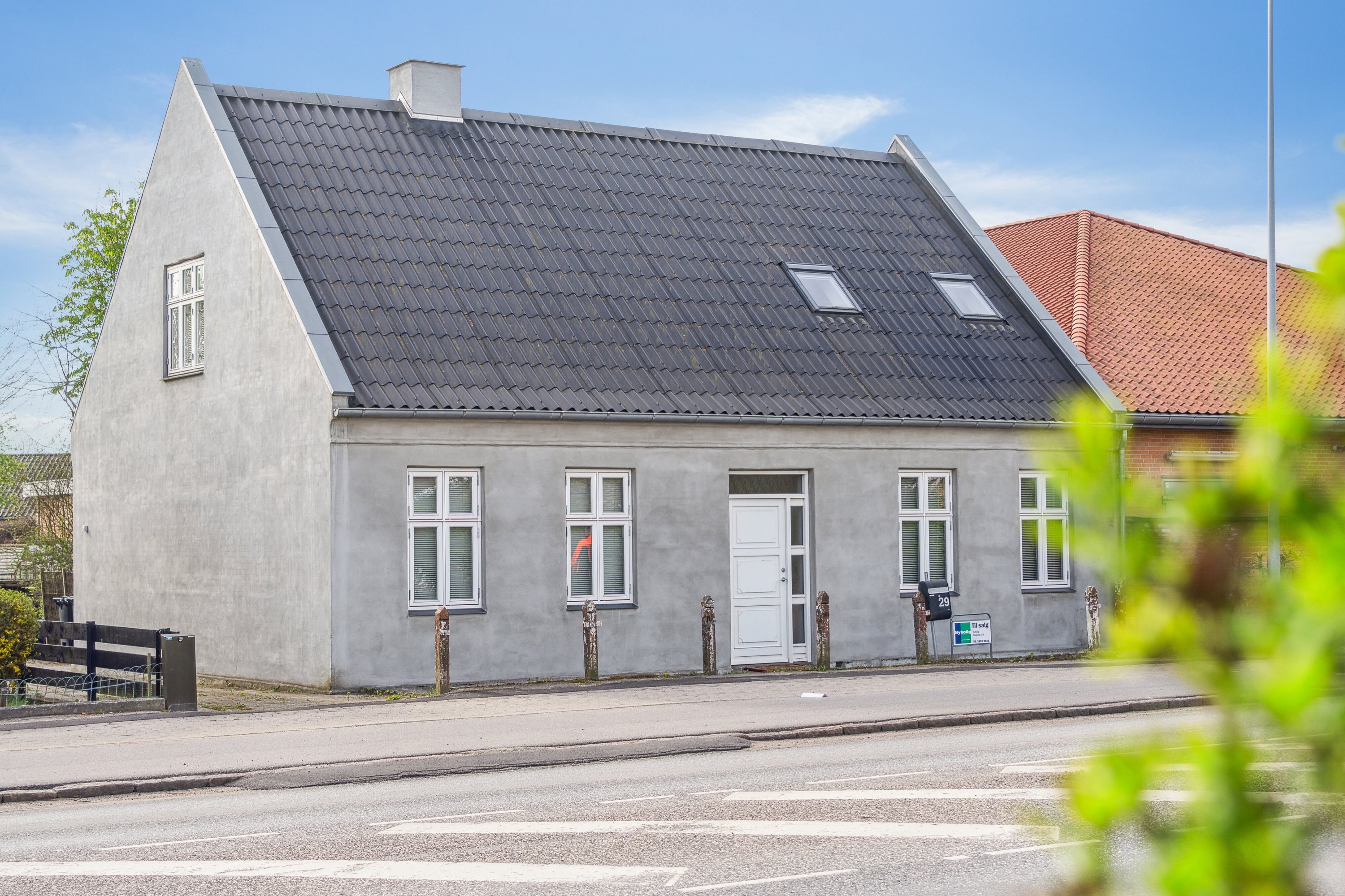 Fremhævet udendørs billede i fuldskærmstilstand. Billede af Korsørvej 29, 4200 Slagelse