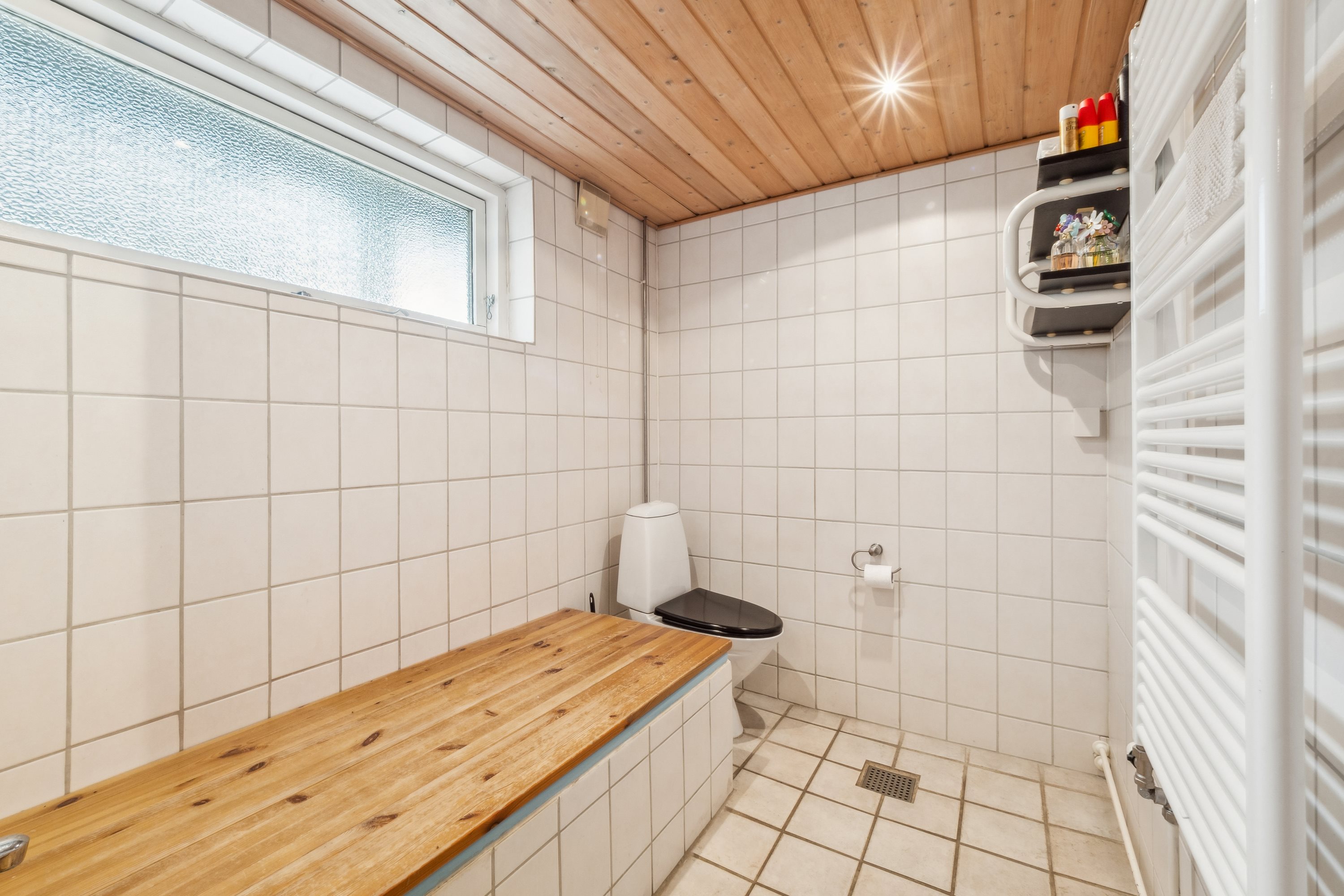 Fremhævet badeværelse billede i fuldskærmstilstand. Billede af Frammerslevvej 2, Oddense, 7860 Spøttrup