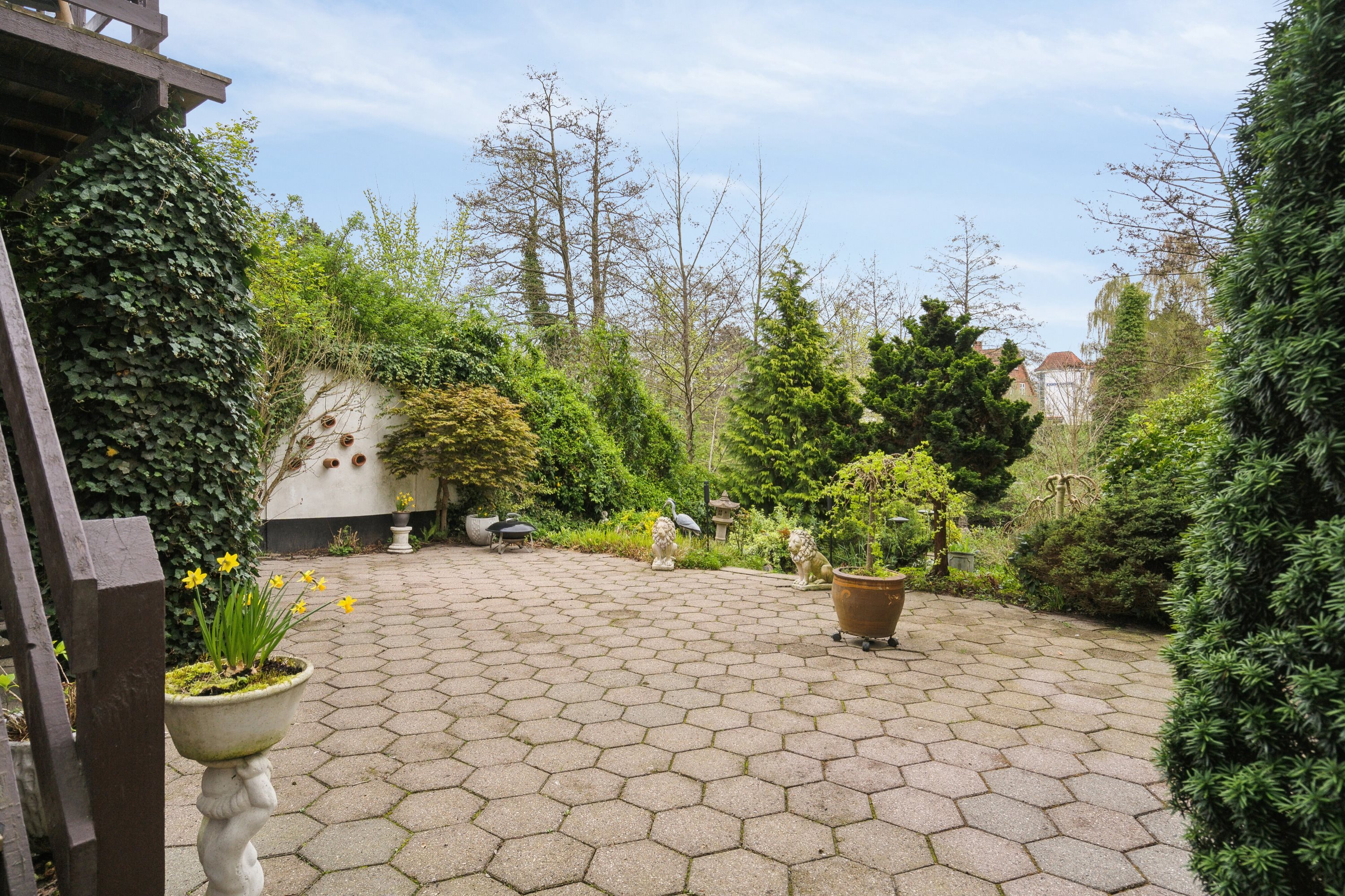 Fremhævet set fra haven billede i fuldskærmstilstand. Billede af Sdr. Boulevard 248, 5000 Odense C