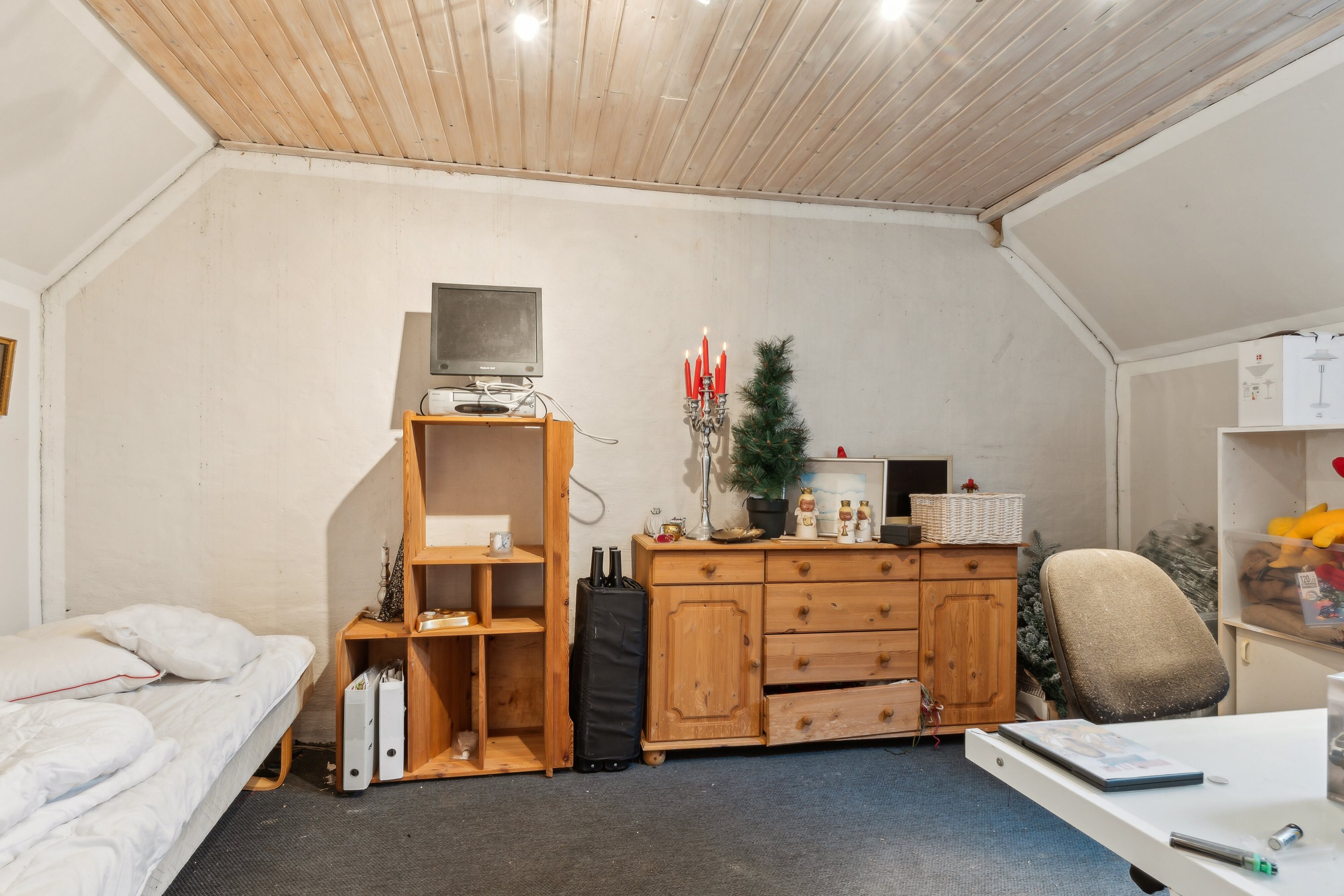 Fremhævet soveværelse billede i fuldskærmstilstand. Billede af Skærumvej 6, Lendum, 9870 Sindal