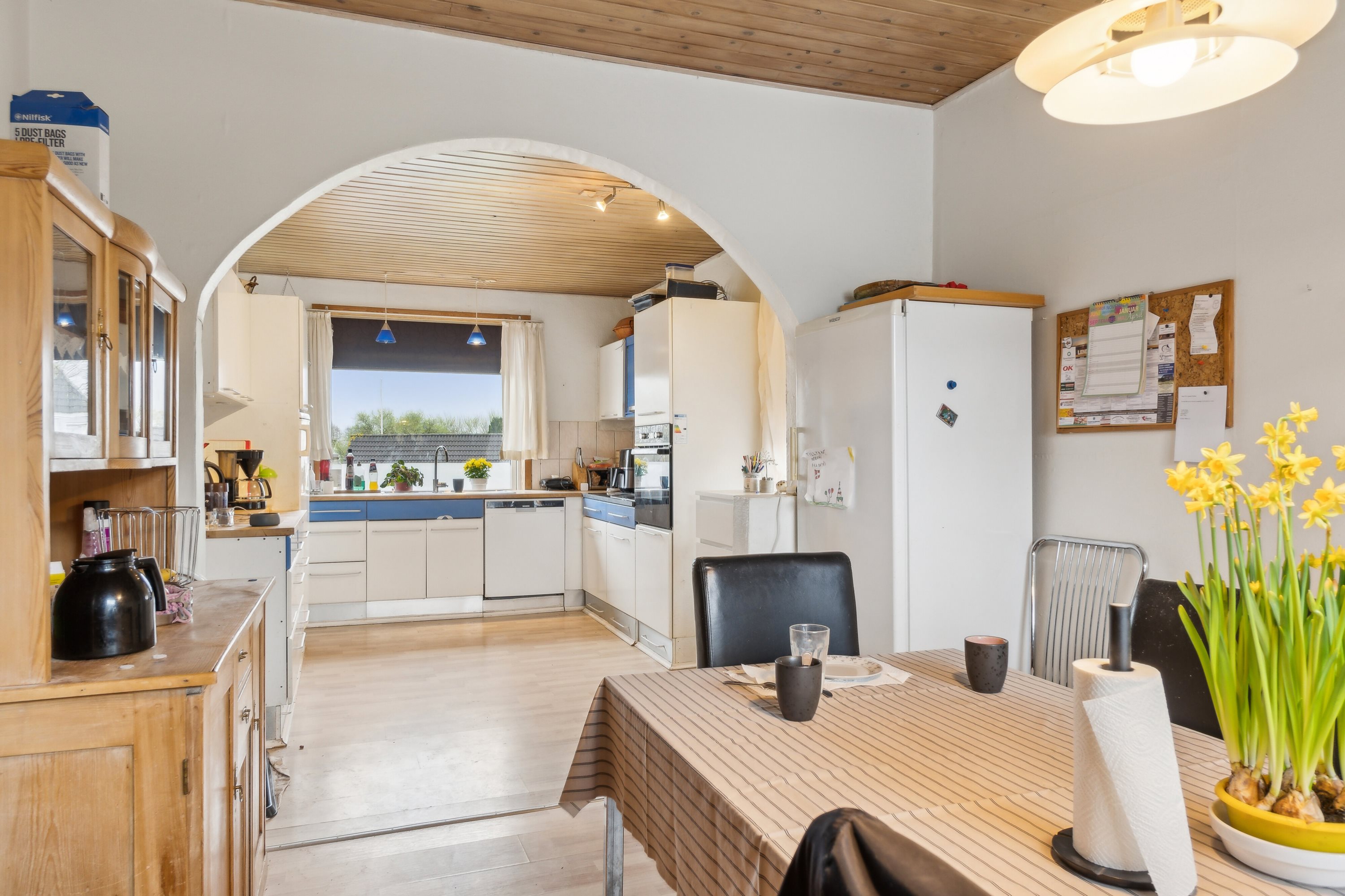 Miniaturebillede 2: spisestue. Billede af Skærumvej 6, Lendum, 9870 Sindal