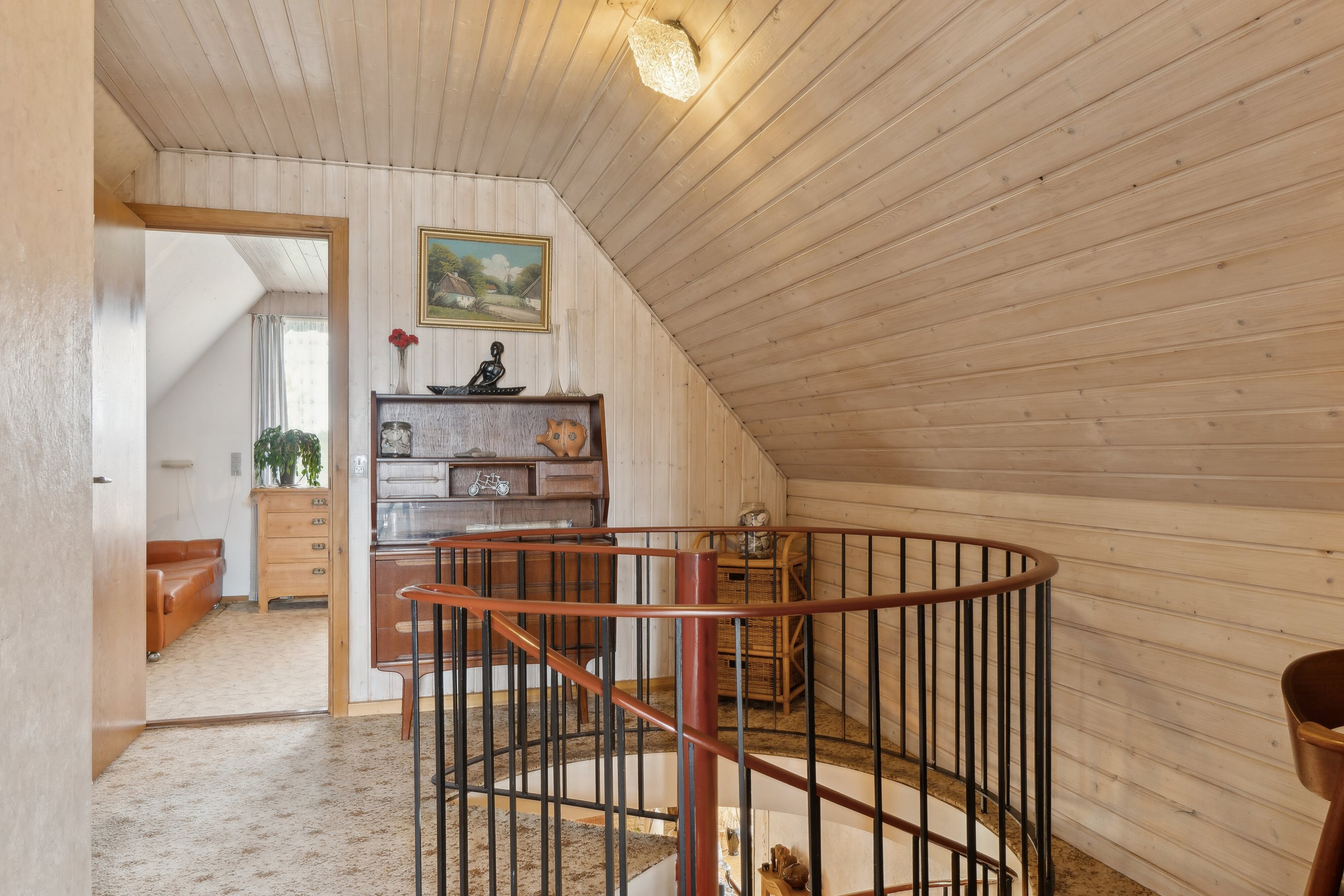 Fremhævet gang billede i fuldskærmstilstand. Billede af Lindevej 9, Mosbjerg, 9870 Sindal