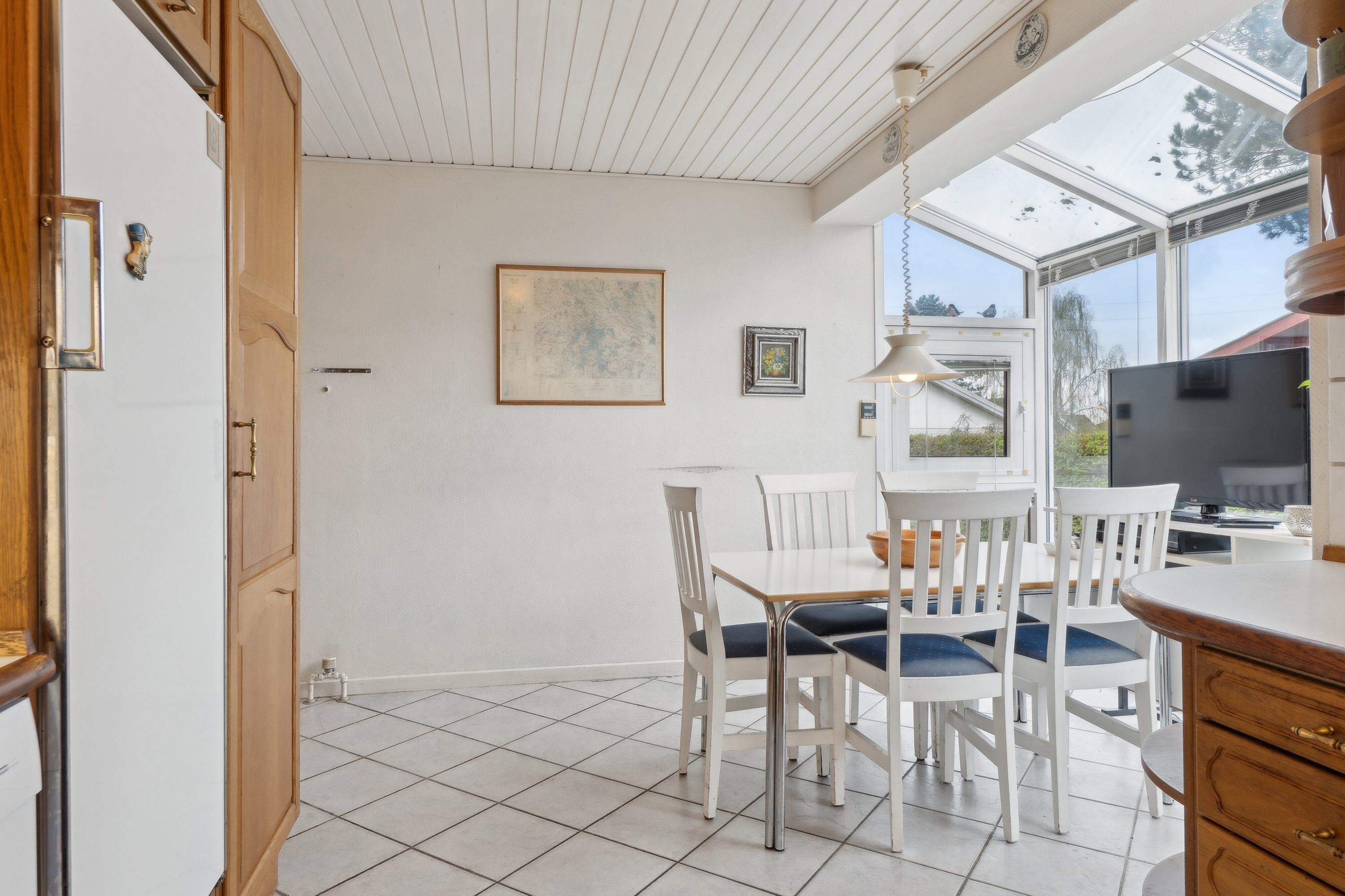 Fremhævet spiseplads billede i fuldskærmstilstand. Billede af Lindevej 9, Mosbjerg, 9870 Sindal