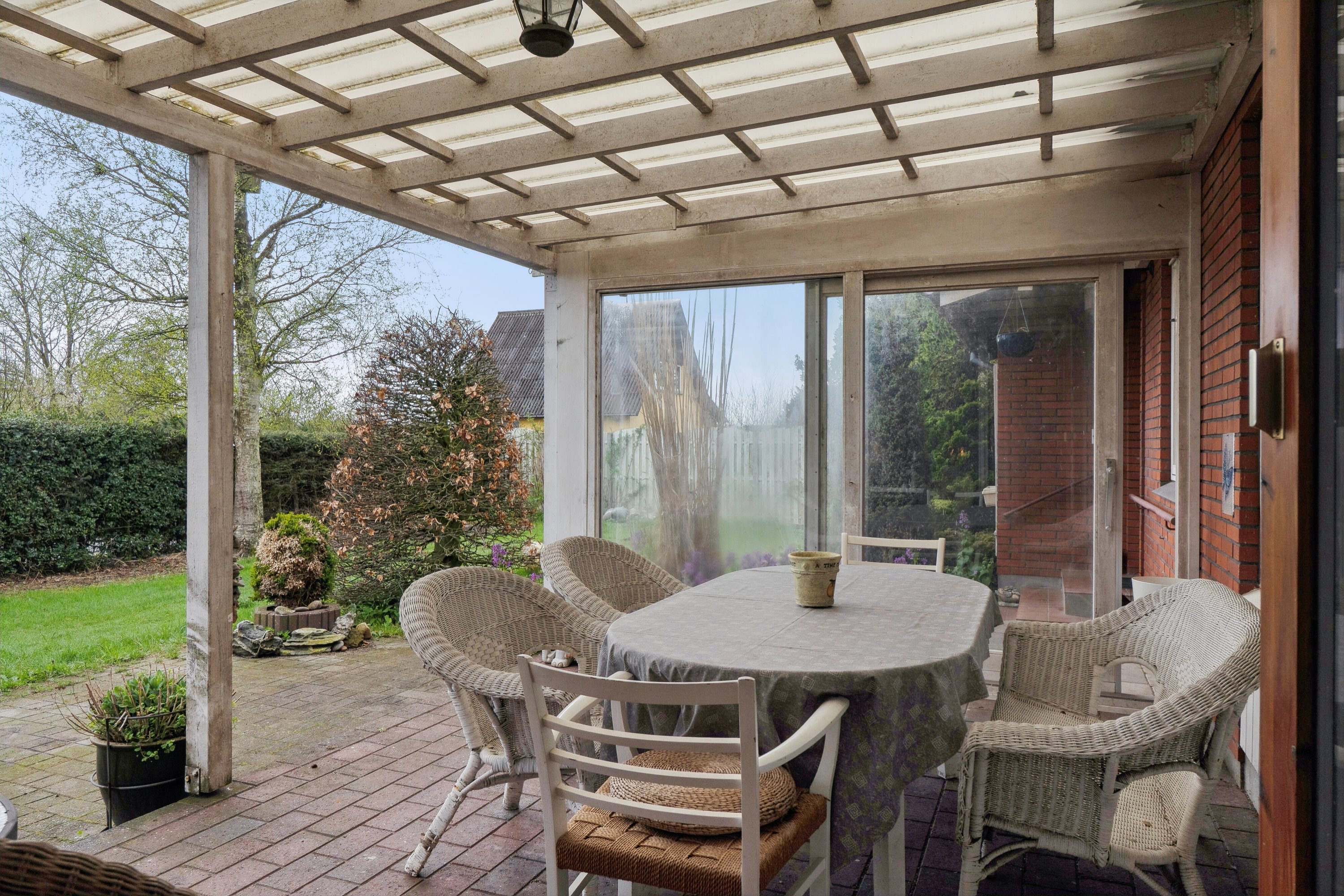 Fremhævet udestue billede i fuldskærmstilstand. Billede af Lindevej 9, Mosbjerg, 9870 Sindal