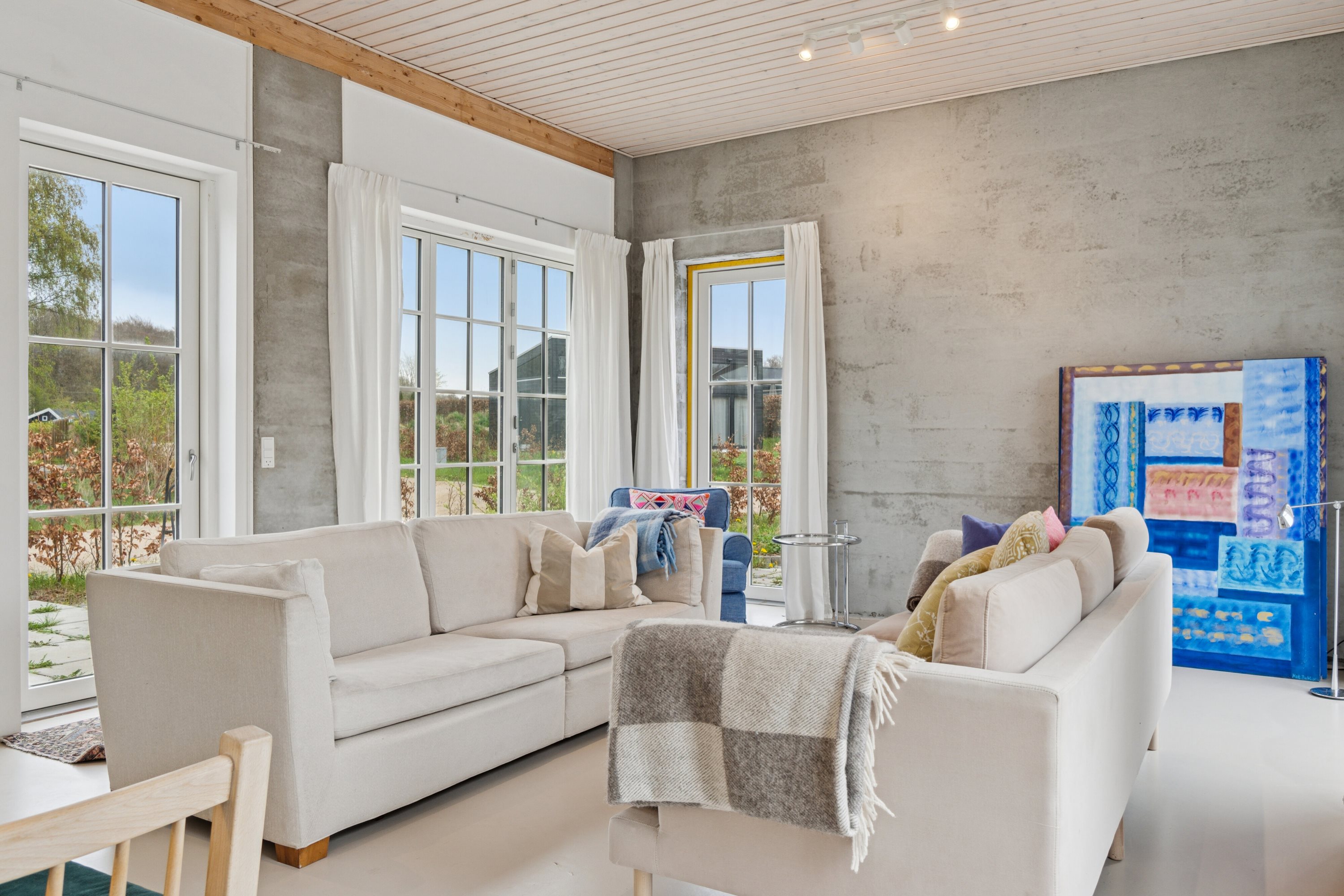 Miniaturebillede 2: stue. Billede af Tirsdagsengen 19, 3400 Hillerød