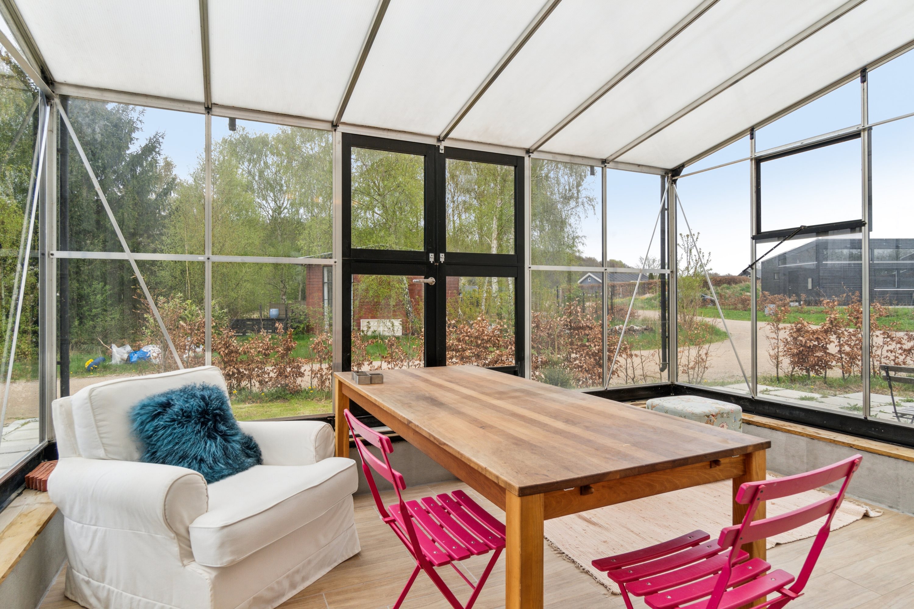 Fremhævet udestue billede i fuldskærmstilstand. Billede af Tirsdagsengen 19, 3400 Hillerød