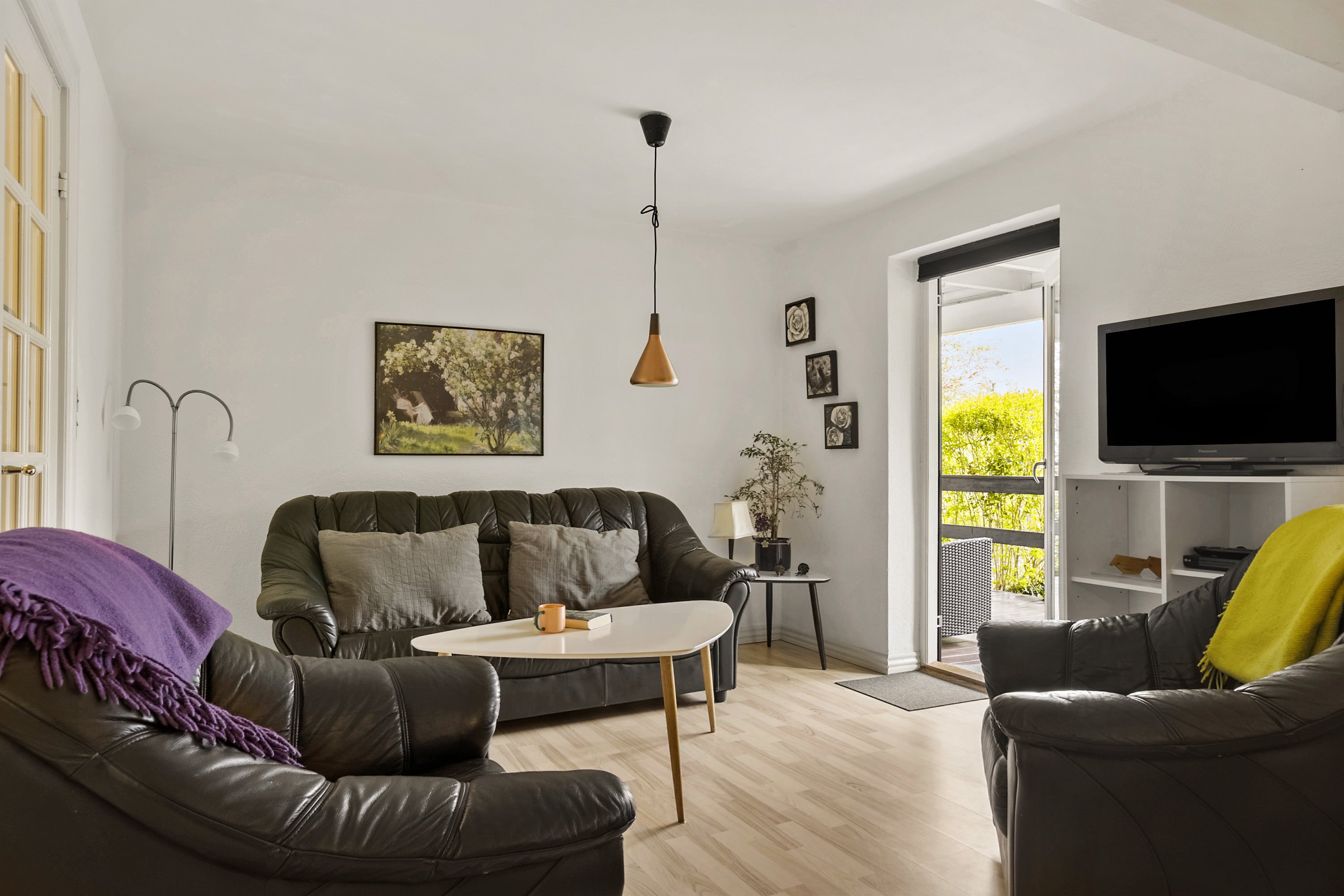 Fremhævet stue billede i fuldskærmstilstand. Billede af Borgmesterløkken 21, 6200 Aabenraa