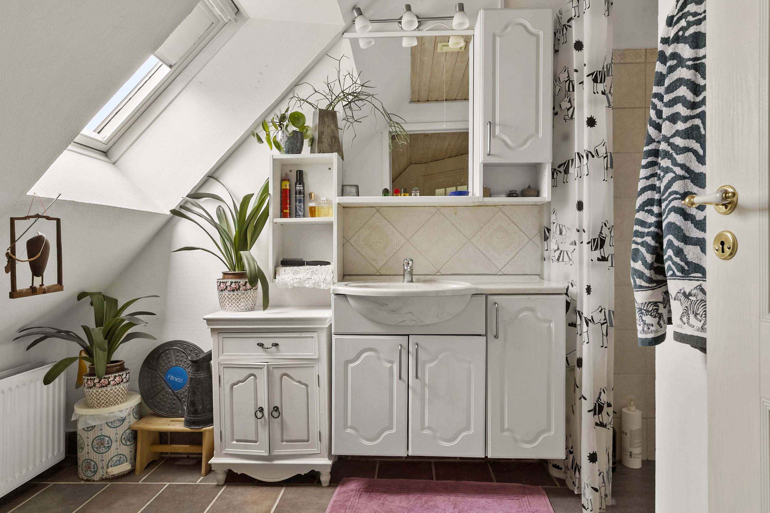 Fremhævet badeværelse billede i fuldskærmstilstand. Billede af Borgmesterløkken 21, 6200 Aabenraa