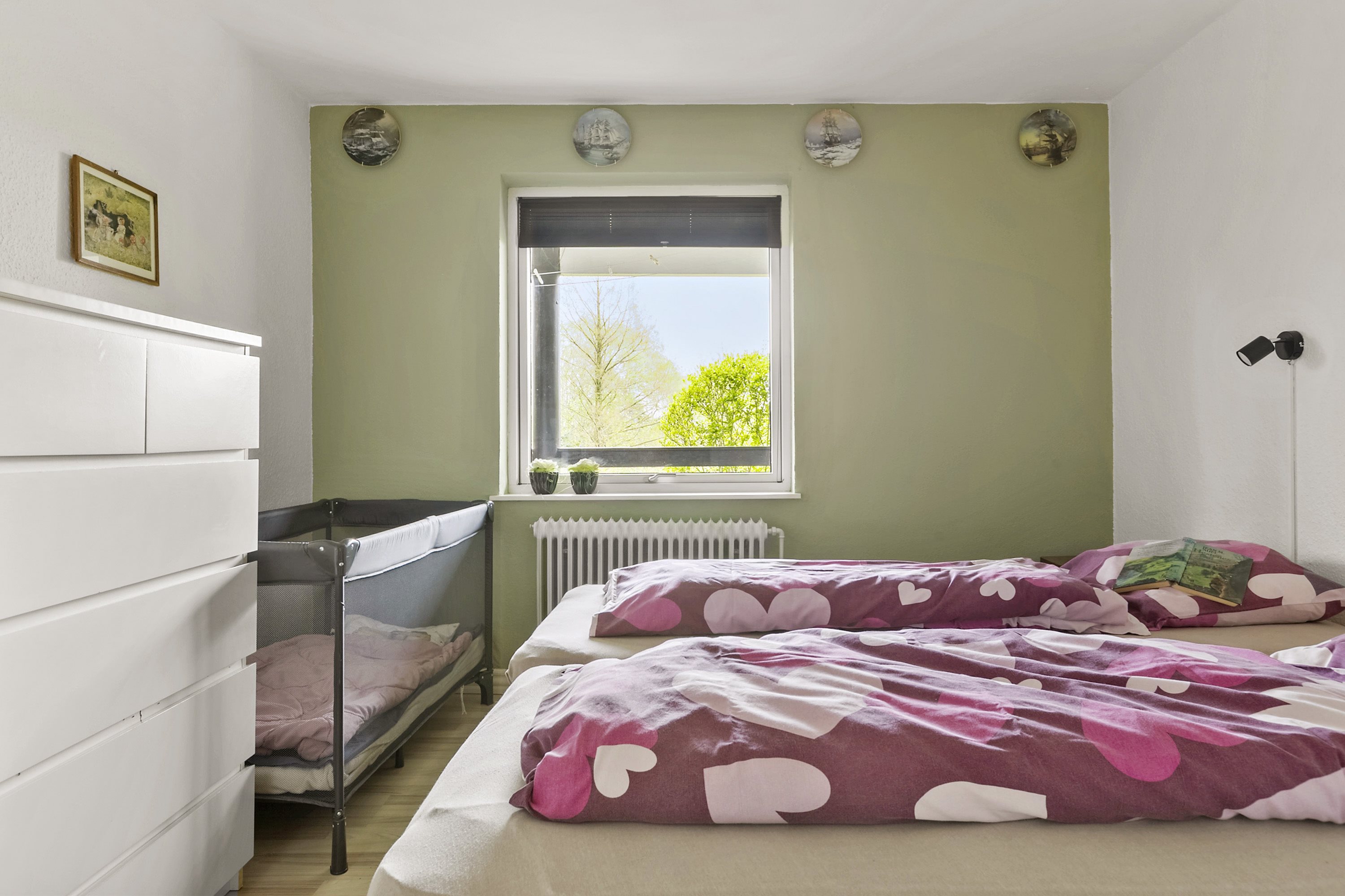 Fremhævet soveværelse billede i fuldskærmstilstand. Billede af Borgmesterløkken 21, 6200 Aabenraa