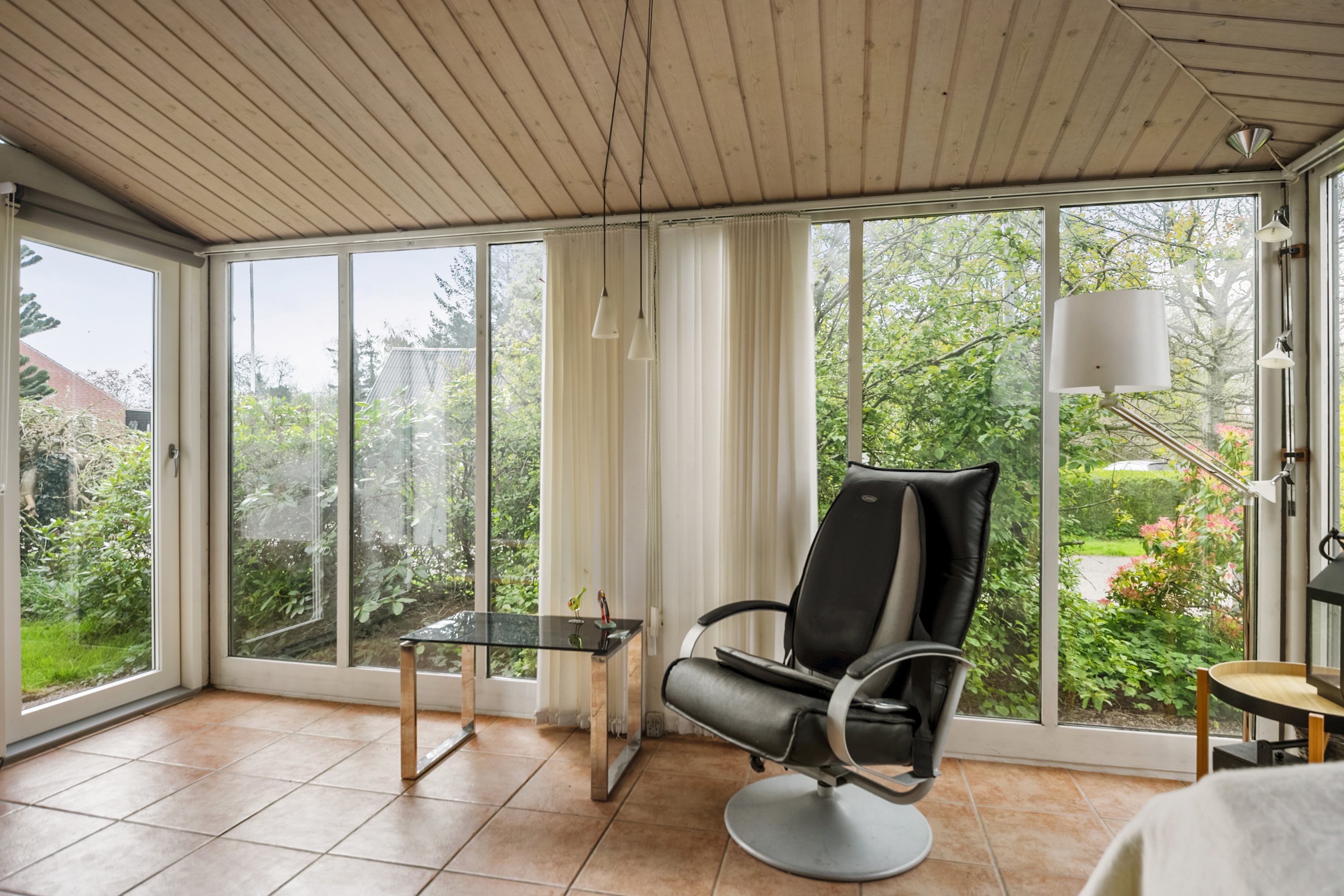 Fremhævet stue billede i fuldskærmstilstand. Billede af Eriksmindevej 93, Boulstrup, 8300 Odder