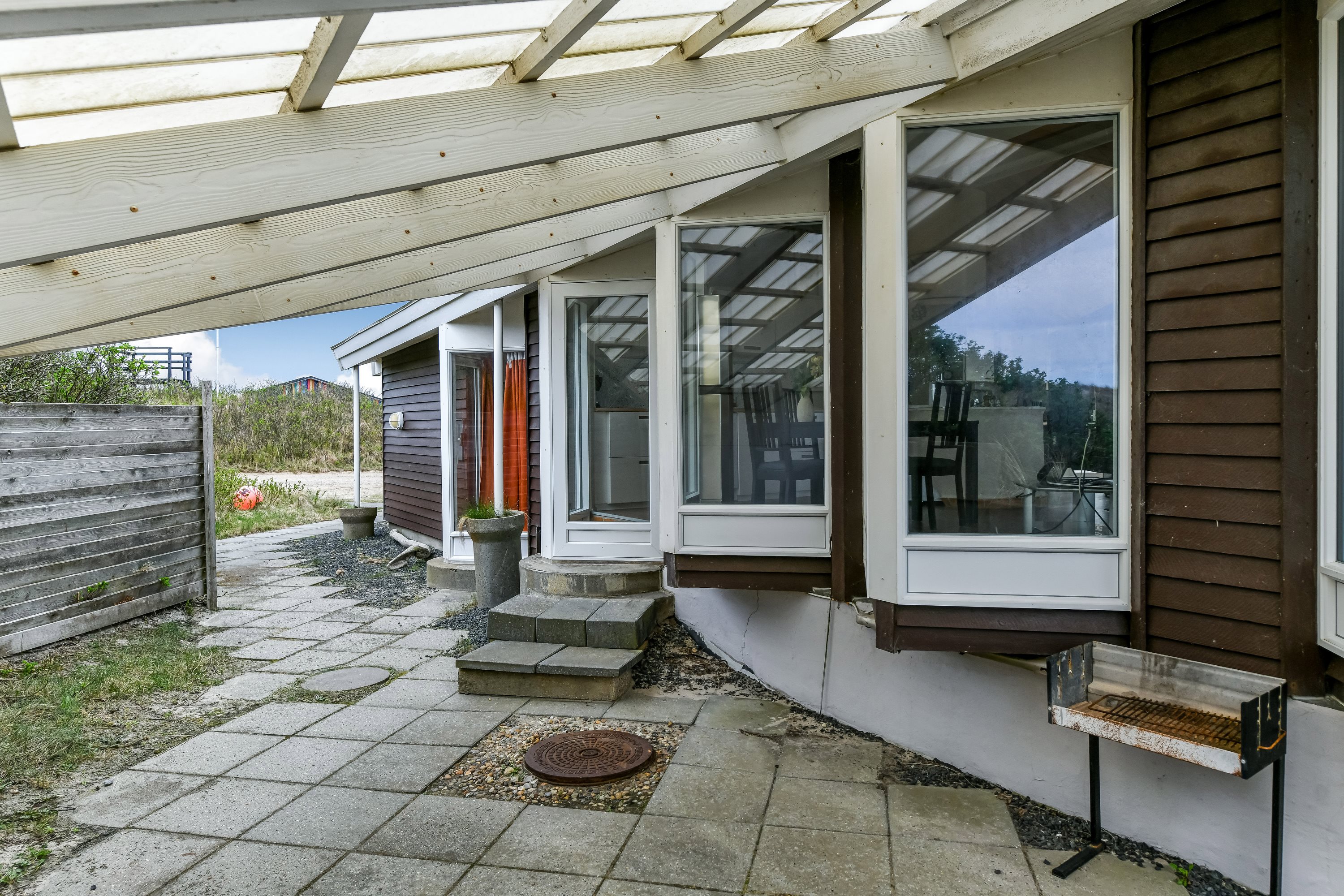 Fremhævet terrasse billede i fuldskærmstilstand. Billede af Helmvej 19, Rindby Strand, 6720 Fanø