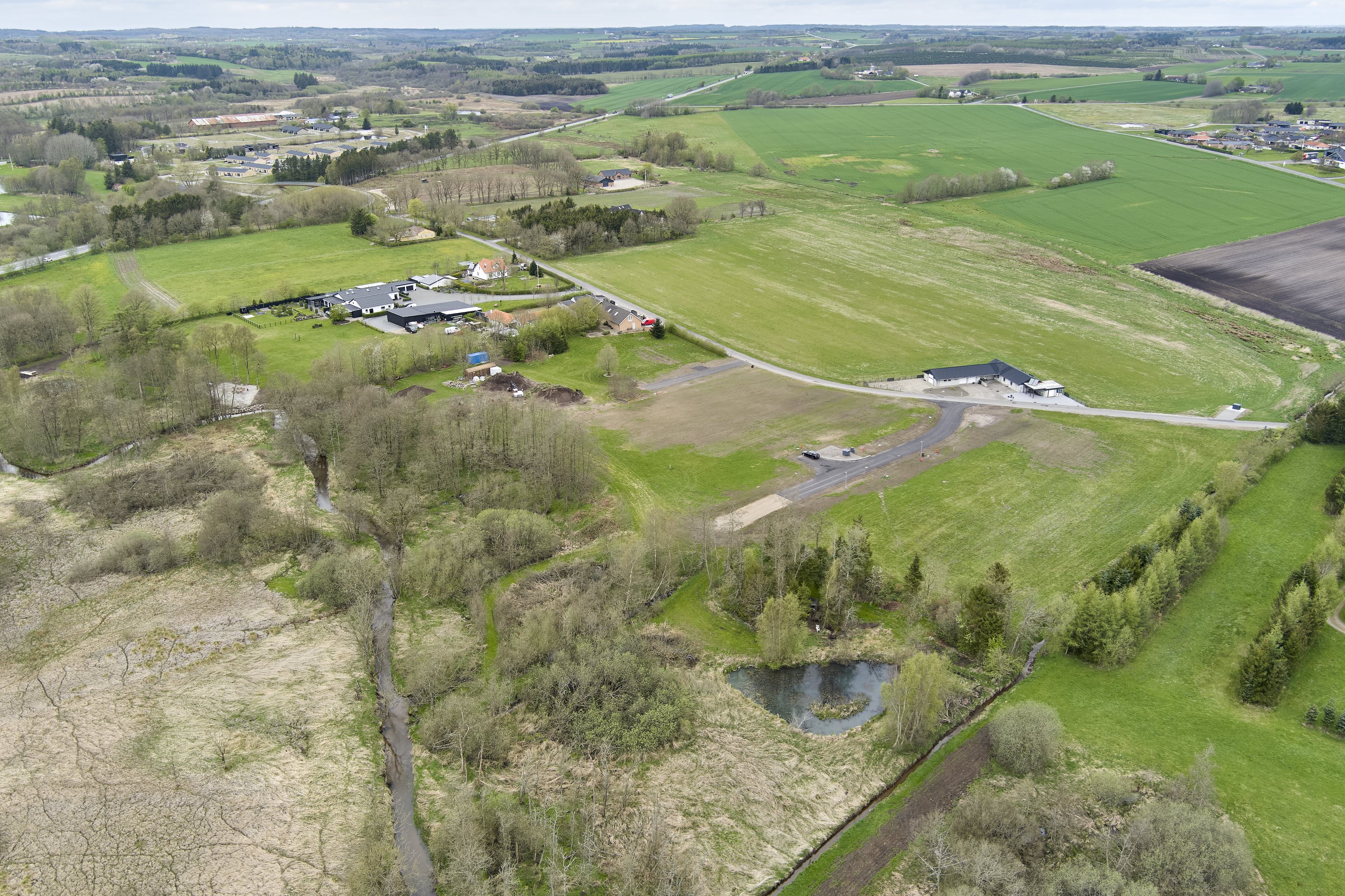 Fremhævet  billede i fuldskærmstilstand. Billede af Gudenå Alle 2, 7160 Tørring