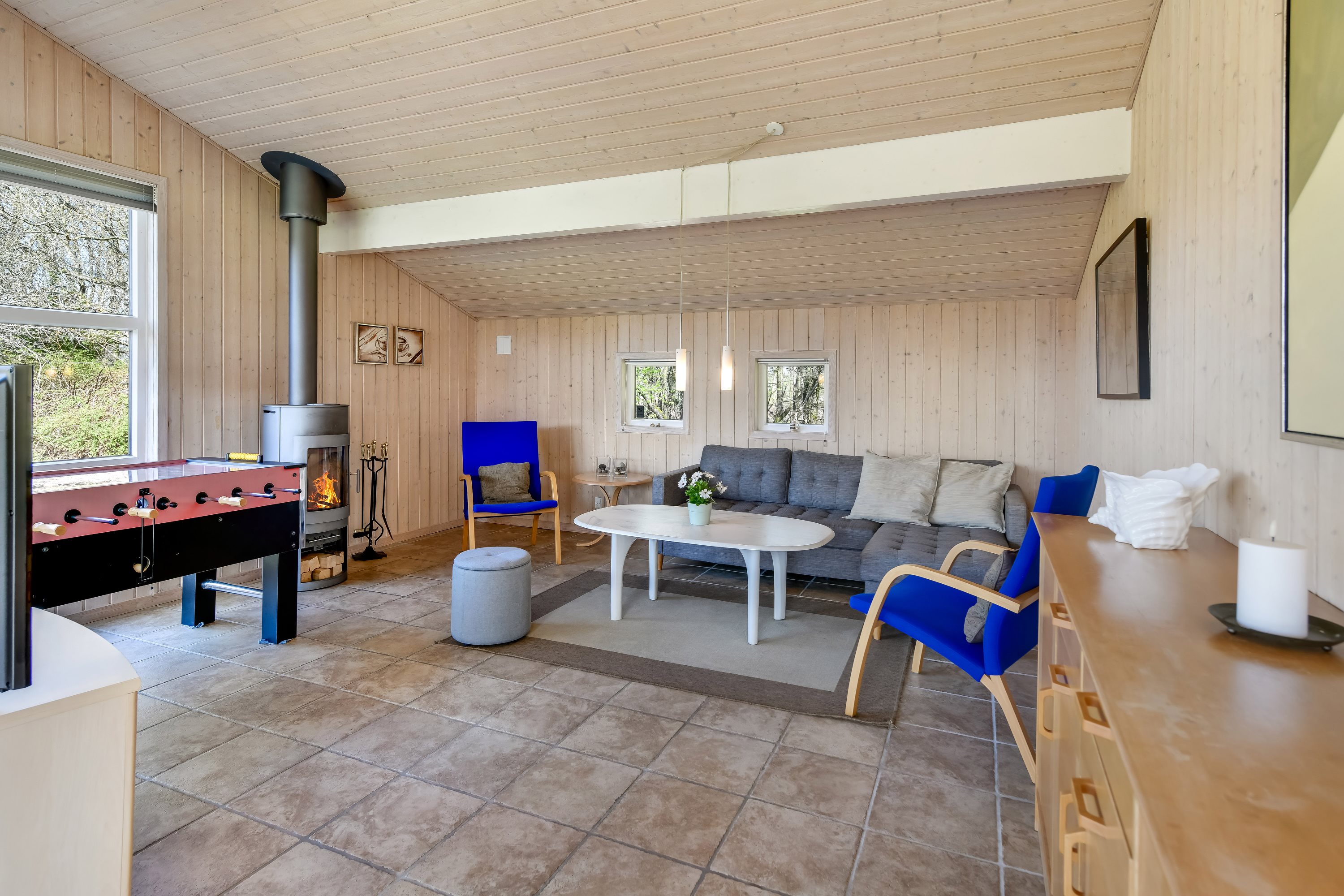 Fremhævet stue billede i fuldskærmstilstand. Billede af Torpet 98, 6682 Hovborg