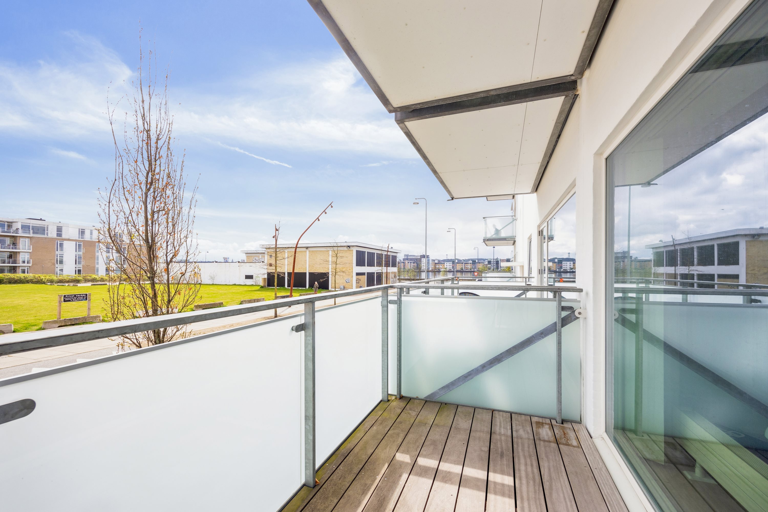 Fremhævet altan billede i fuldskærmstilstand. Billede af Sundby Brygge 7, st.. tv., 9400 Nørresundby