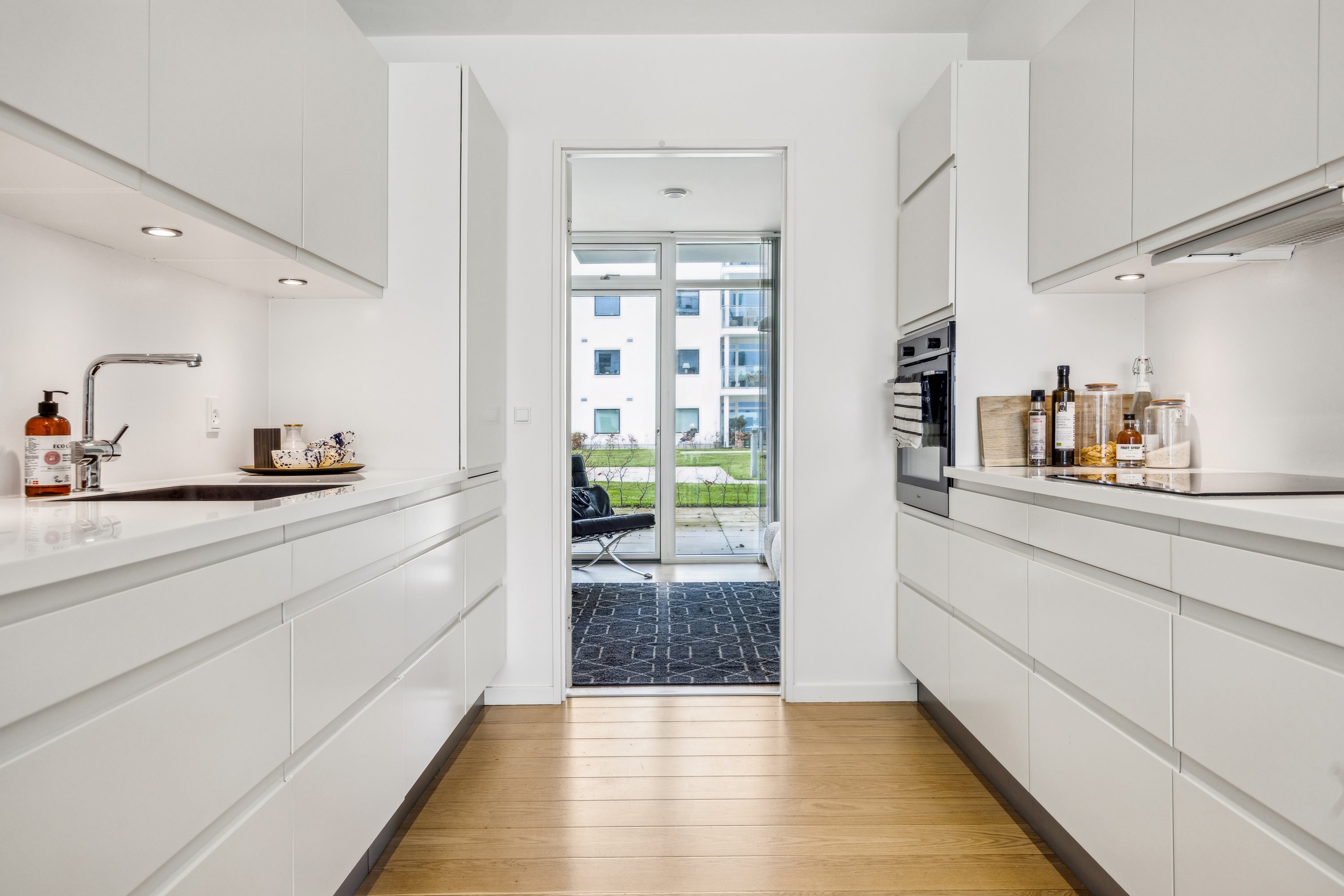 Fremhævet køkken billede i fuldskærmstilstand. Billede af Sundby Brygge 7, st.. tv., 9400 Nørresundby