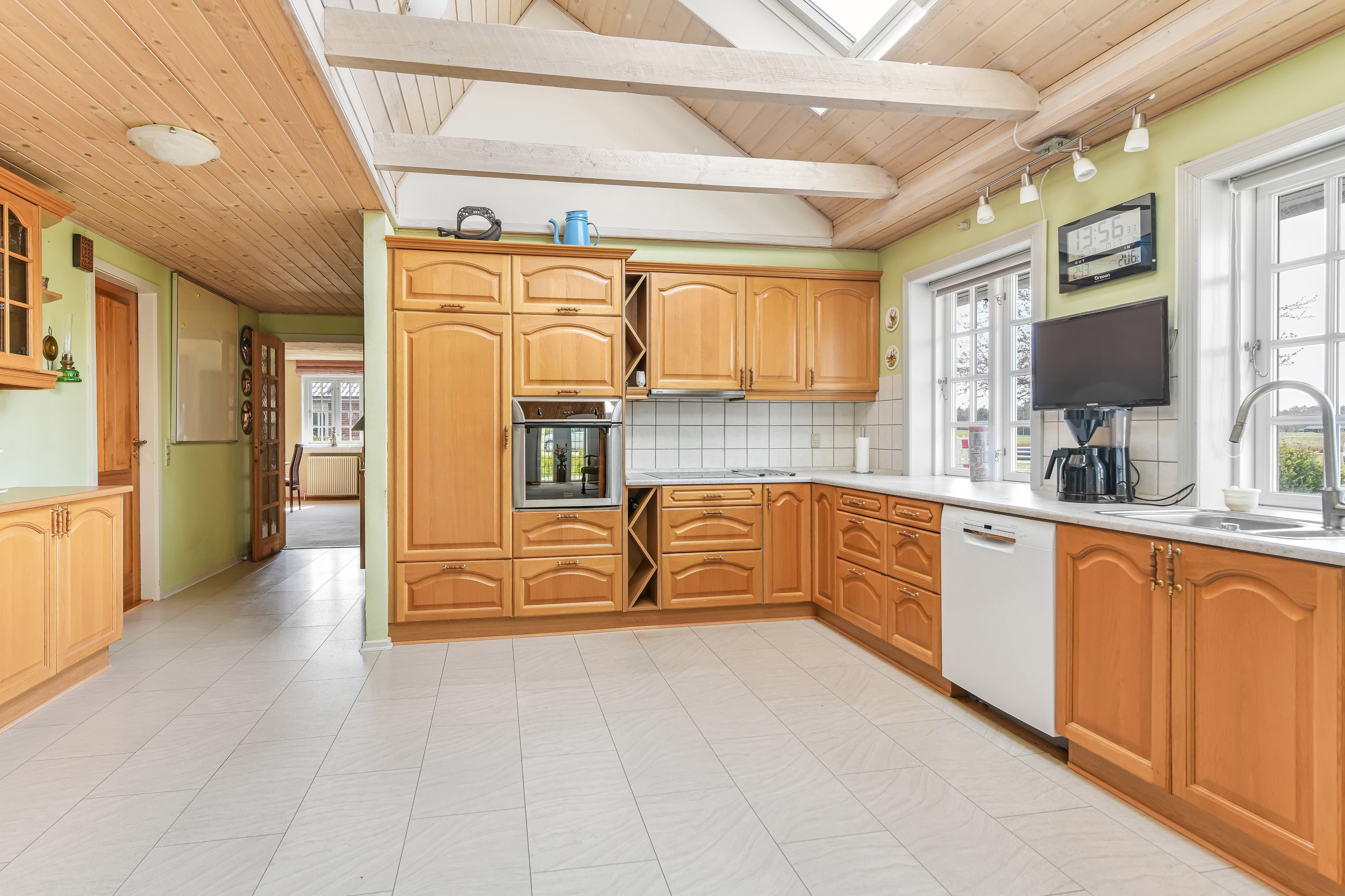 Fremhævet køkken billede i fuldskærmstilstand. Billede af Bækkevej 5, 6623 Vorbasse