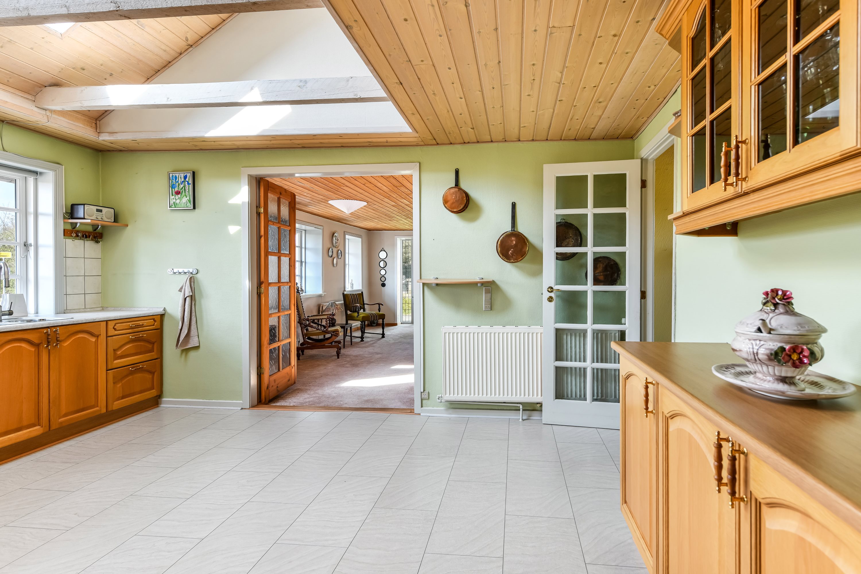 Fremhævet køkken billede i fuldskærmstilstand. Billede af Bækkevej 5, 6623 Vorbasse