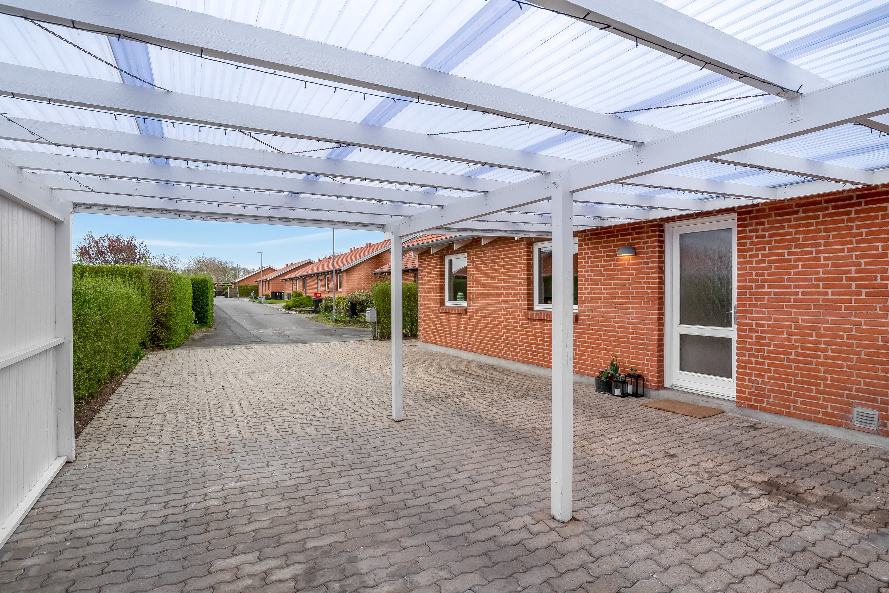 Fremhævet indkørsel billede i fuldskærmstilstand. Billede af Knud Aggers Vej 61, 7500 Holstebro