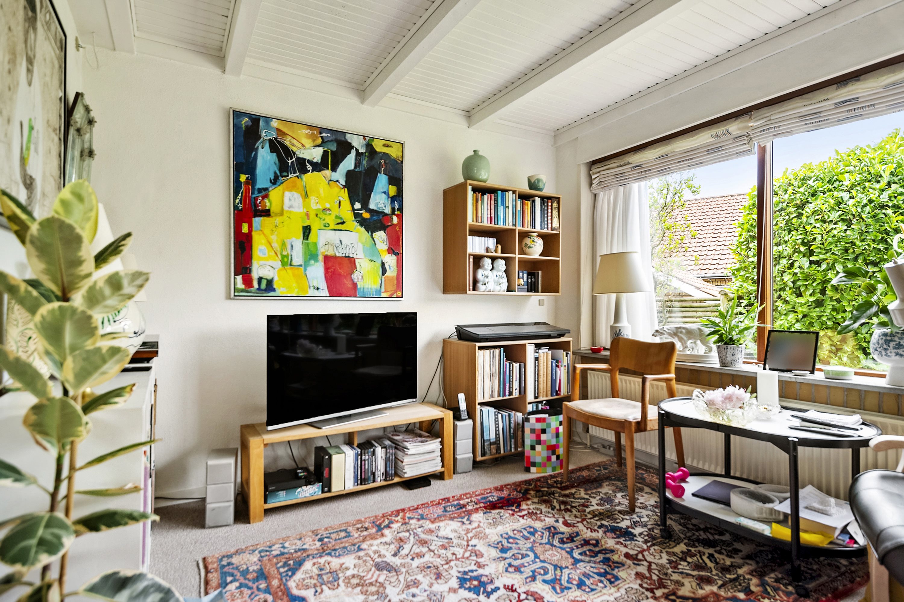 Fremhævet stue billede i fuldskærmstilstand. Billede af Lærkevej 11, Hou, 8300 Odder