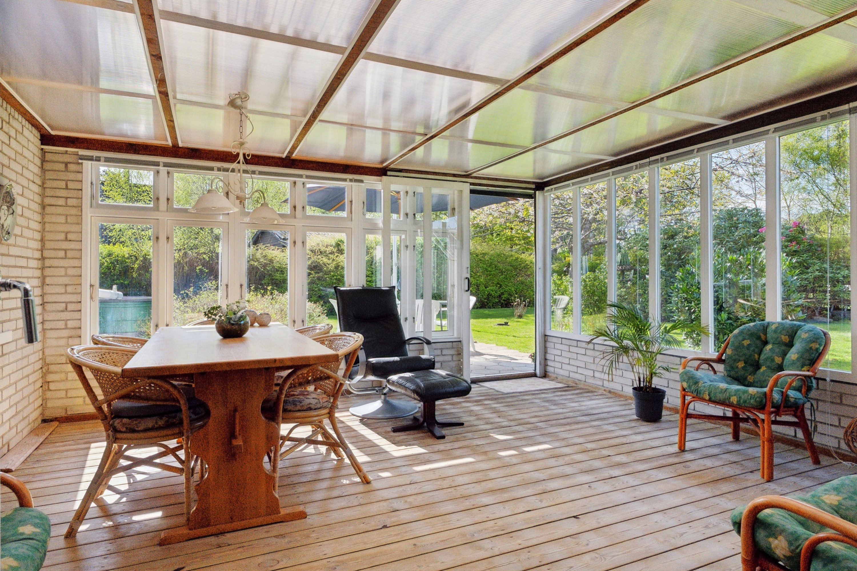 Fremhævet udestue billede i fuldskærmstilstand. Billede af Rørvigvej 149, 4500 Nykøbing Sj