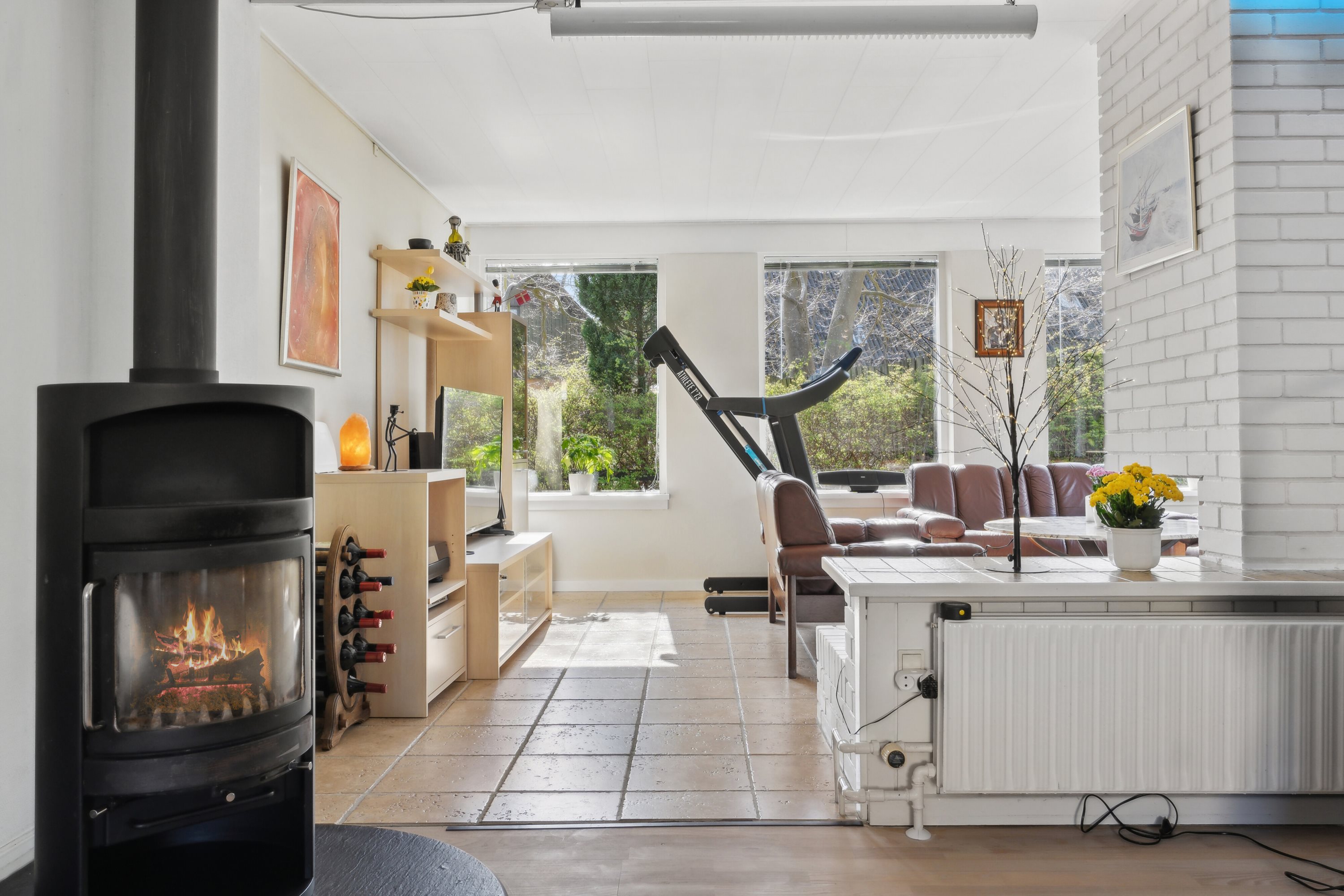 Fremhævet stue billede i fuldskærmstilstand. Billede af Rørvigvej 149, 4500 Nykøbing Sj