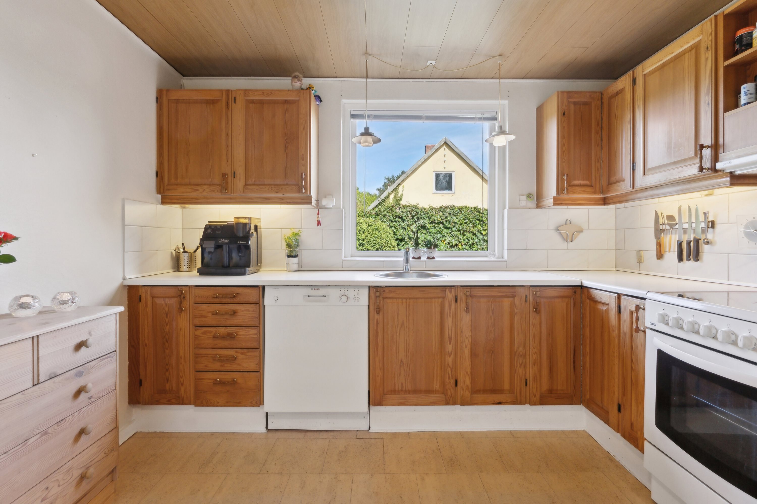 Fremhævet køkken billede i fuldskærmstilstand. Billede af Rørvigvej 149, 4500 Nykøbing Sj