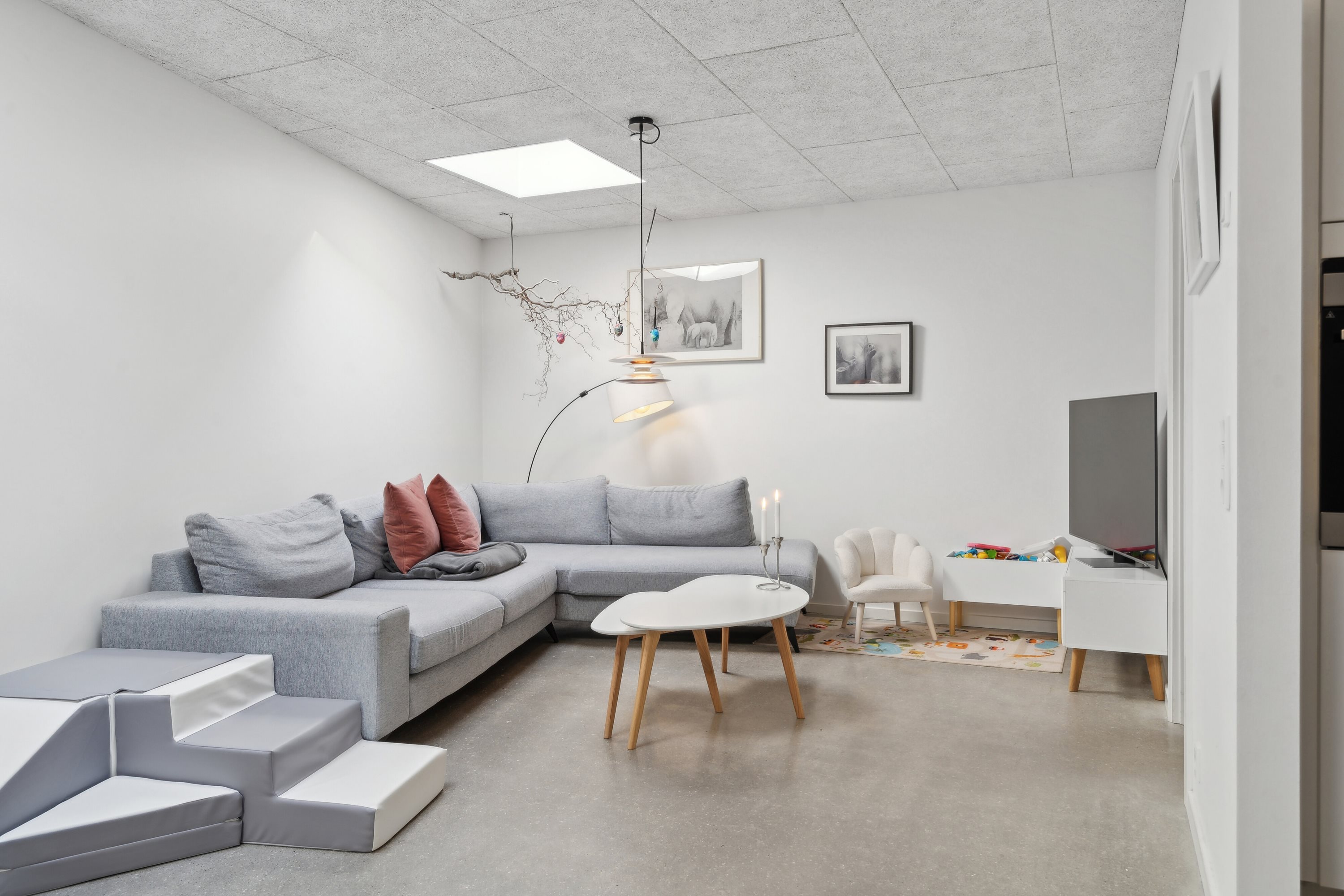 Fremhævet stue billede i fuldskærmstilstand. Billede af Søndergade 24C, 5000 Odense C