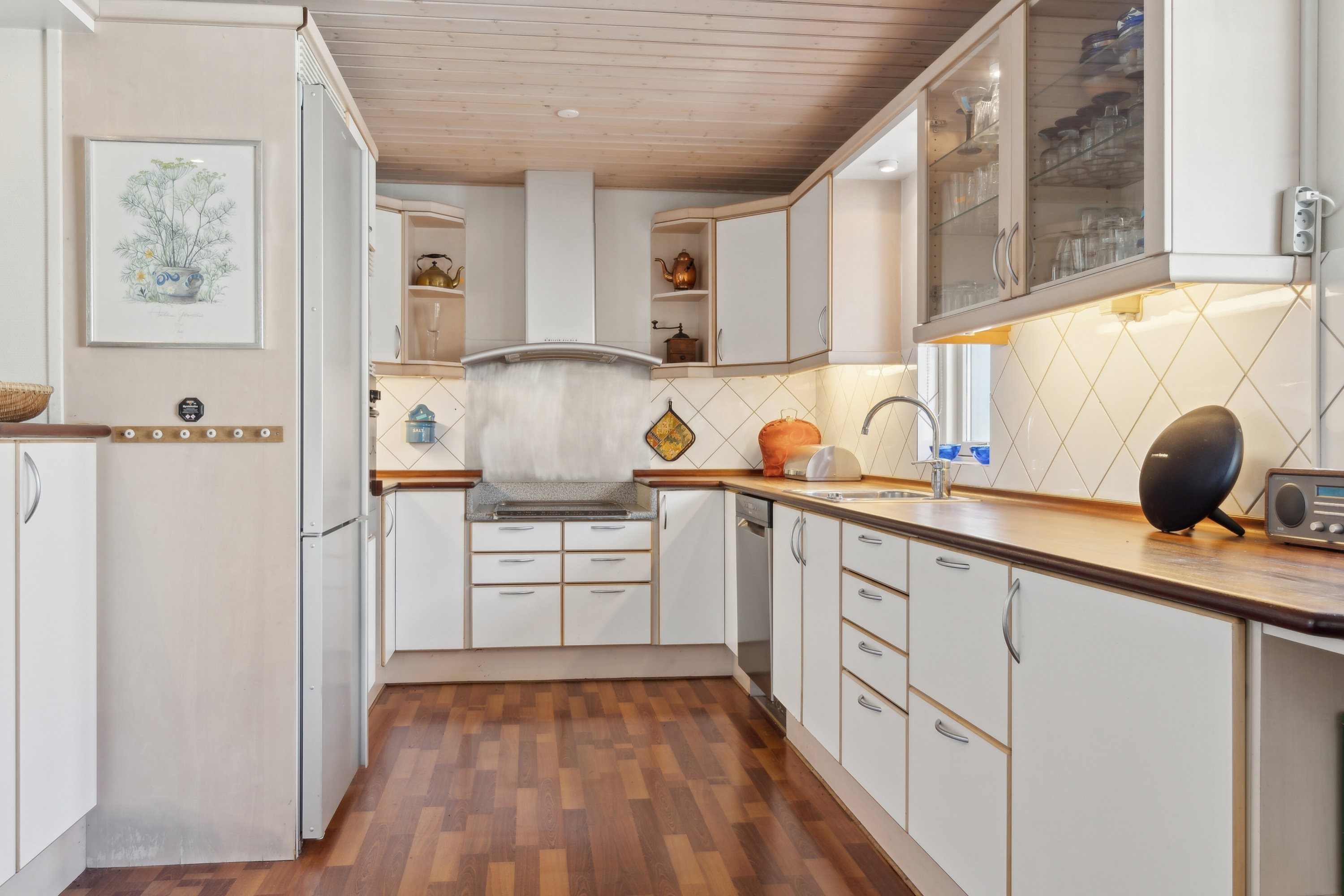 Fremhævet køkken billede i fuldskærmstilstand. Billede af Ønskevej 1, 3360 Liseleje