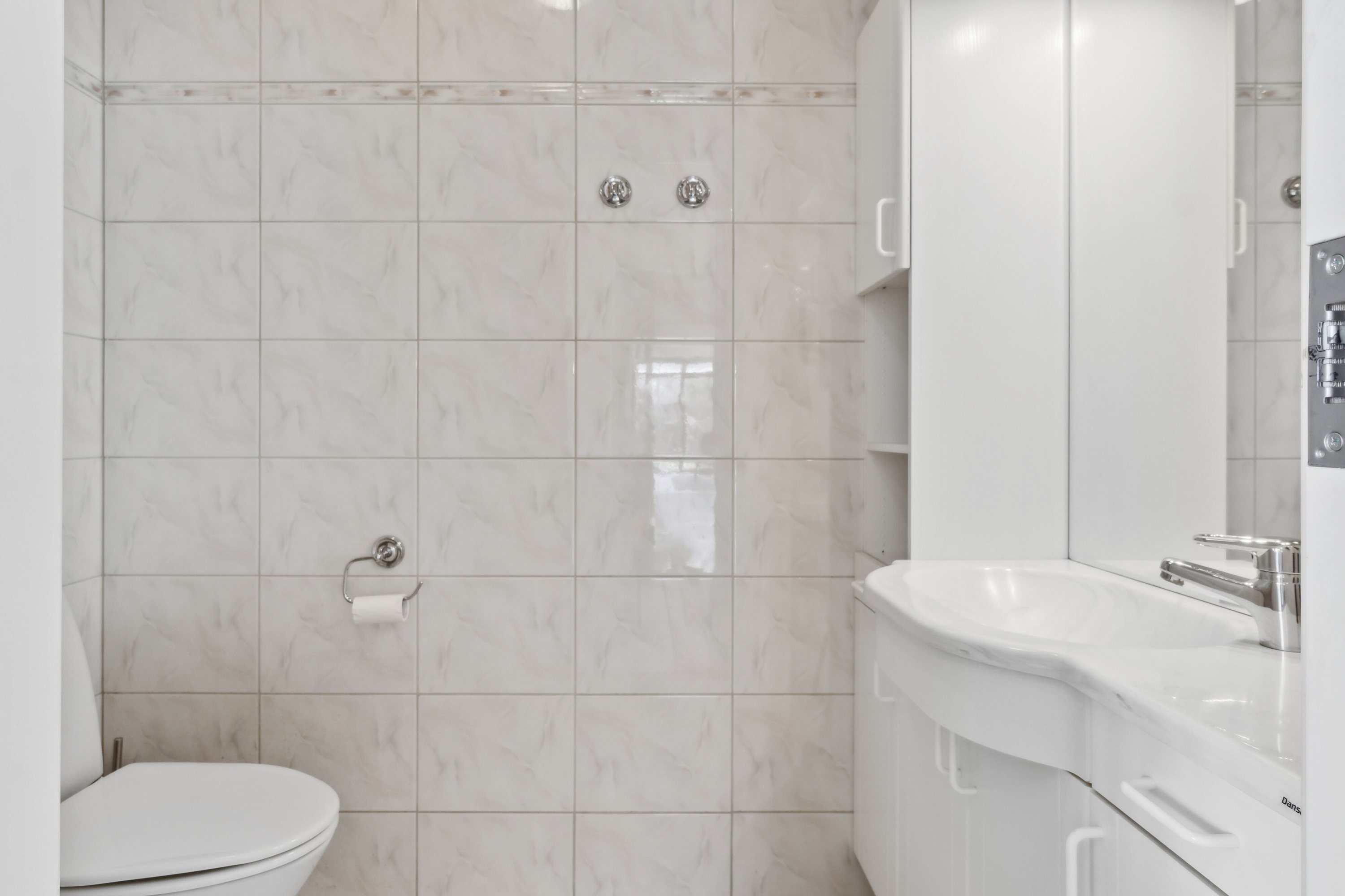 Fremhævet badeværelse billede i fuldskærmstilstand. Billede af Ønskevej 1, 3360 Liseleje