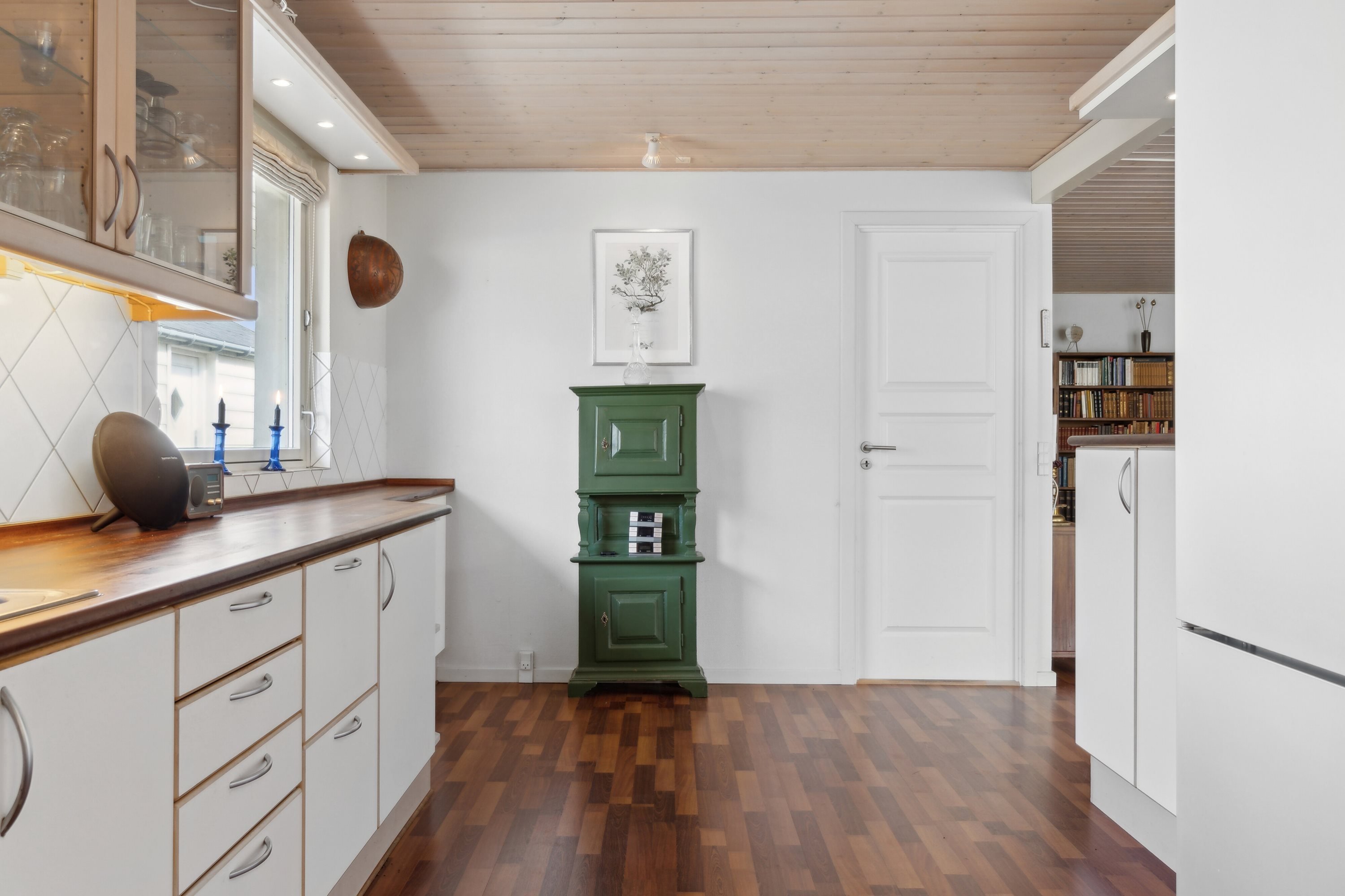 Fremhævet køkken billede i fuldskærmstilstand. Billede af Ønskevej 1, 3360 Liseleje