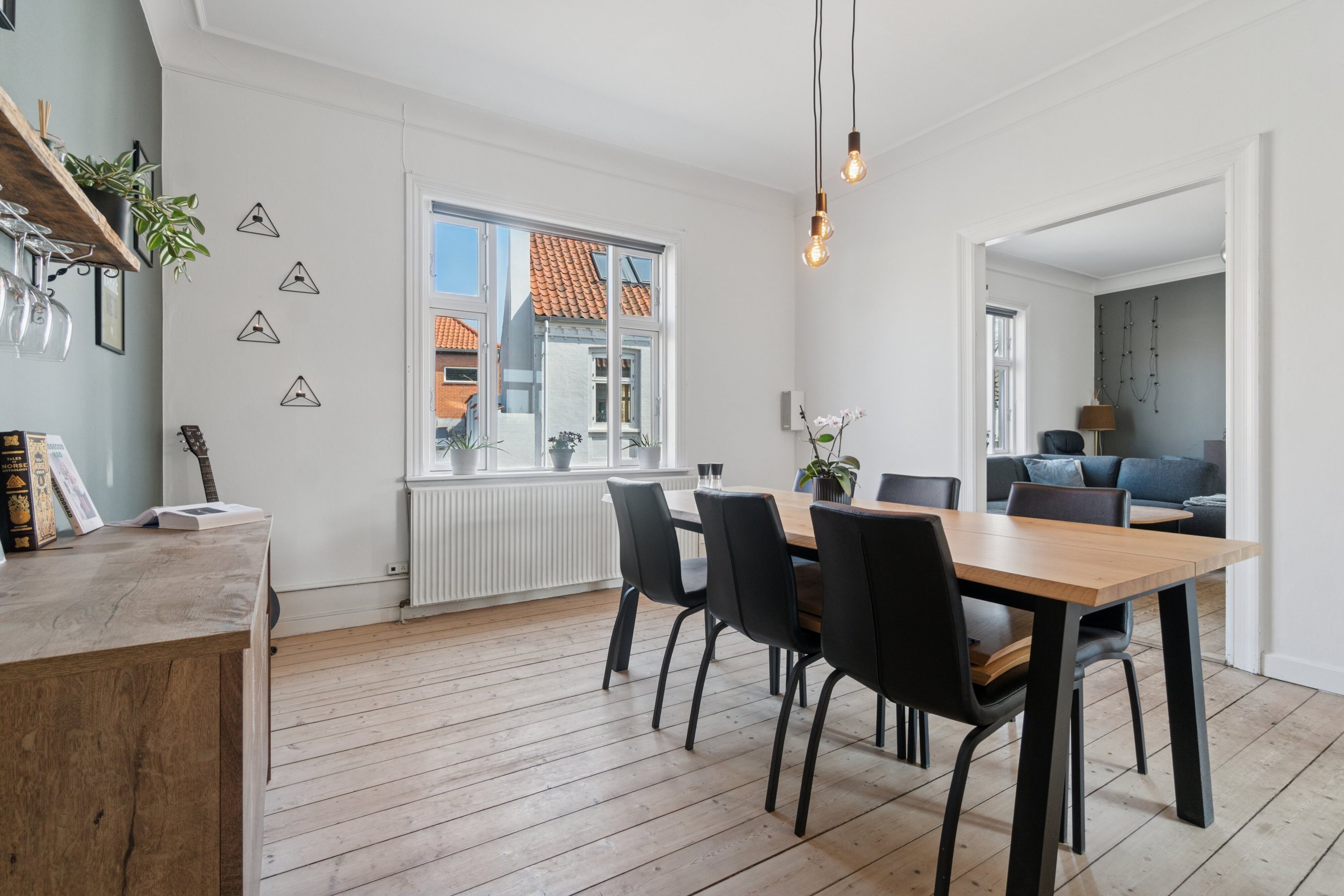Fremhævet spisestue billede i fuldskærmstilstand. Billede af Vestergade 47, 3790 Hasle