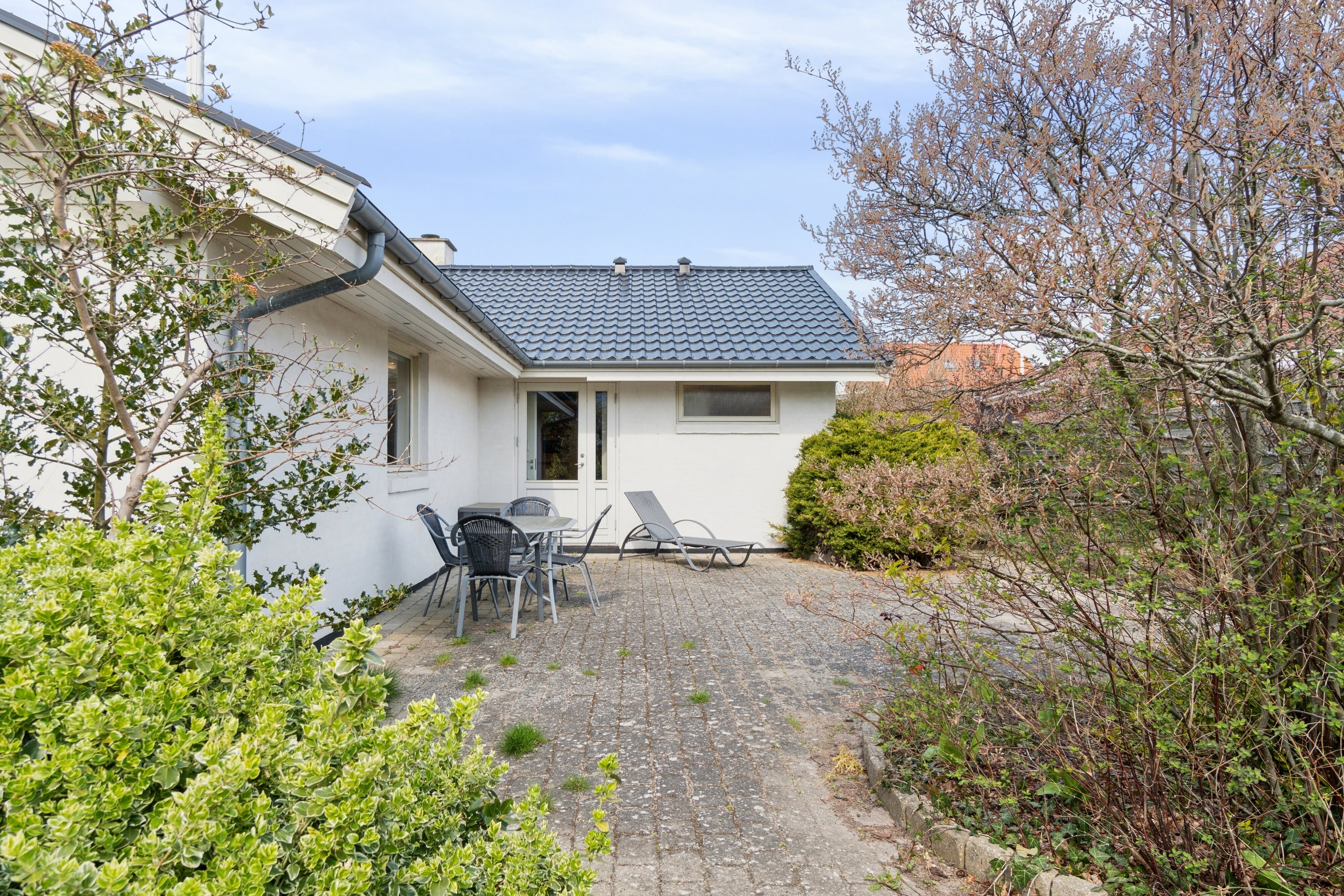 Fremhævet udendørs billede i fuldskærmstilstand. Billede af Ønskevej 1, 3360 Liseleje