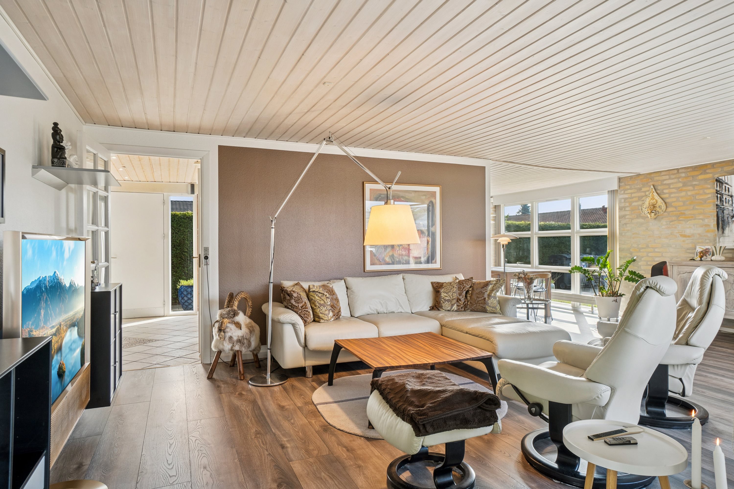 Fremhævet stue billede i fuldskærmstilstand. Billede af Borgager 43, 2620 Albertslund