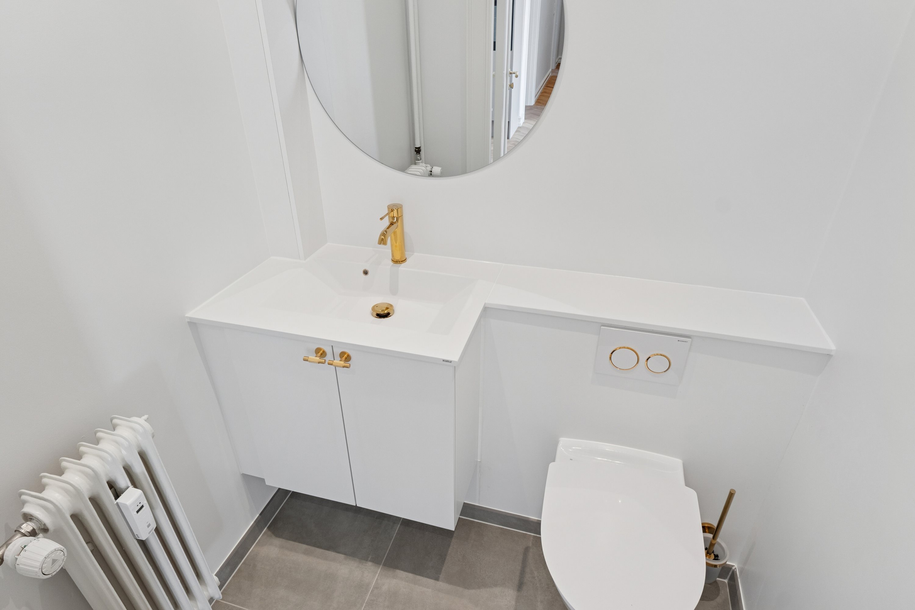 Fremhævet gæstetoilet billede i fuldskærmstilstand. Billede af Kindhestegade 2, 2., 4700 Næstved