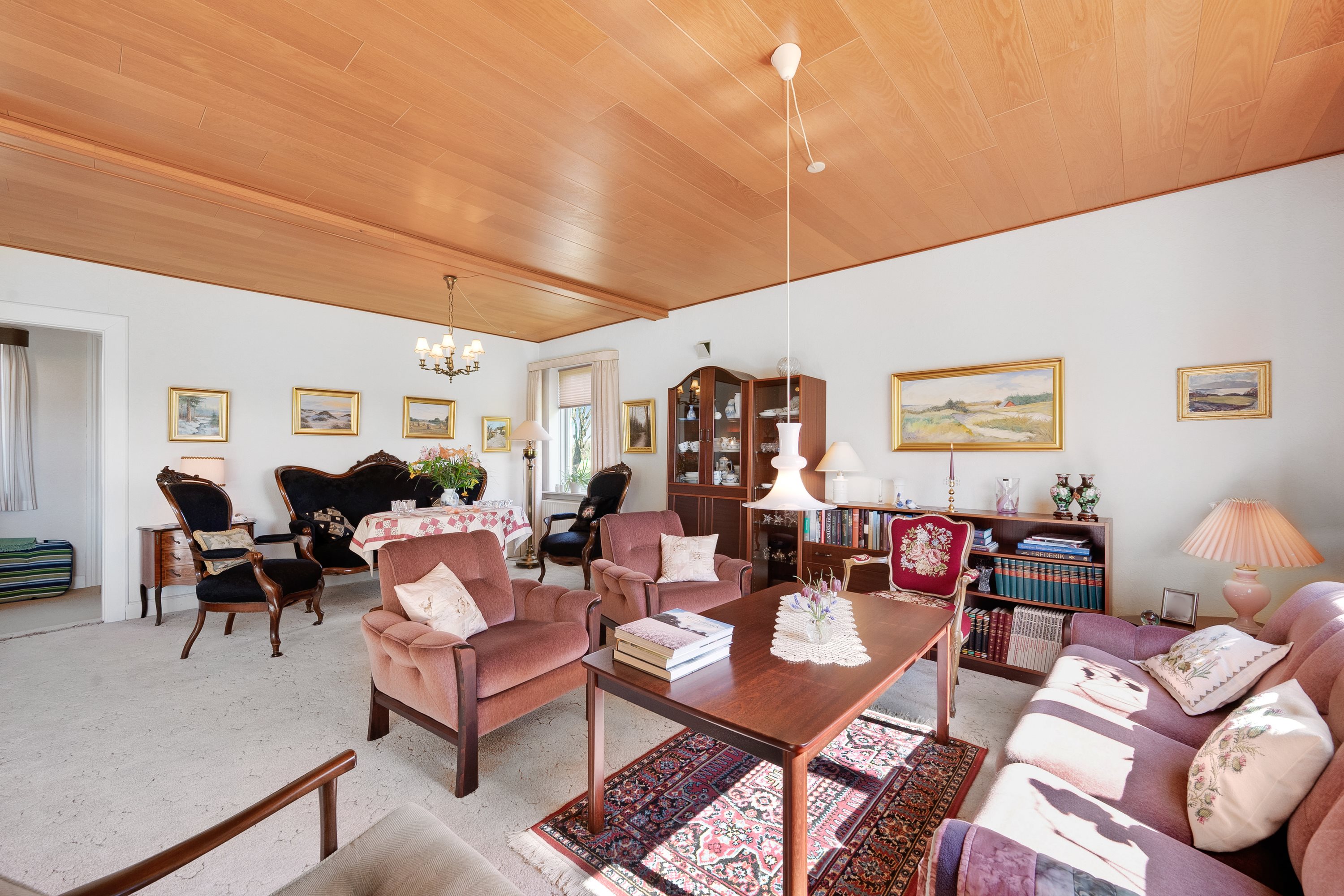 Fremhævet stue billede i fuldskærmstilstand. Billede af Højbyvej 2, Borris, 6900 Skjern