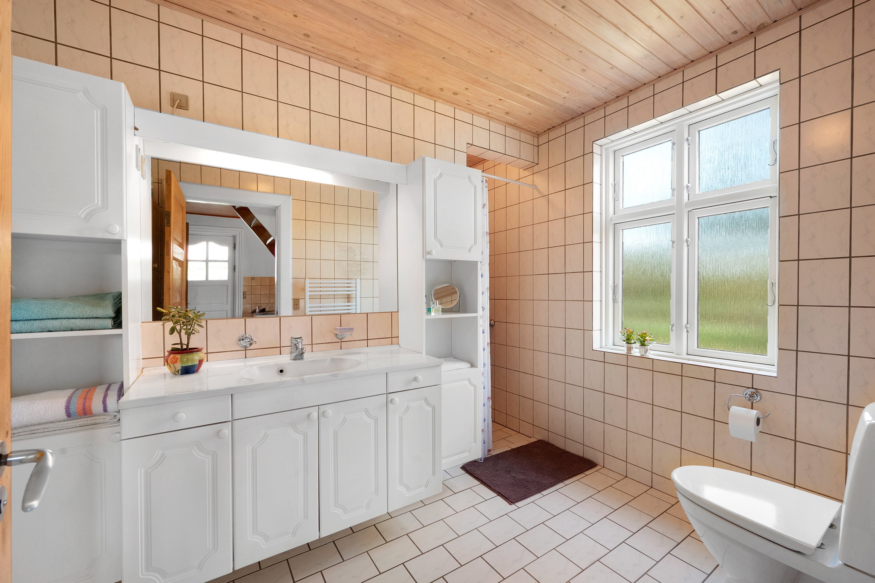 Fremhævet badeværelse billede i fuldskærmstilstand. Billede af Højbyvej 2, Borris, 6900 Skjern