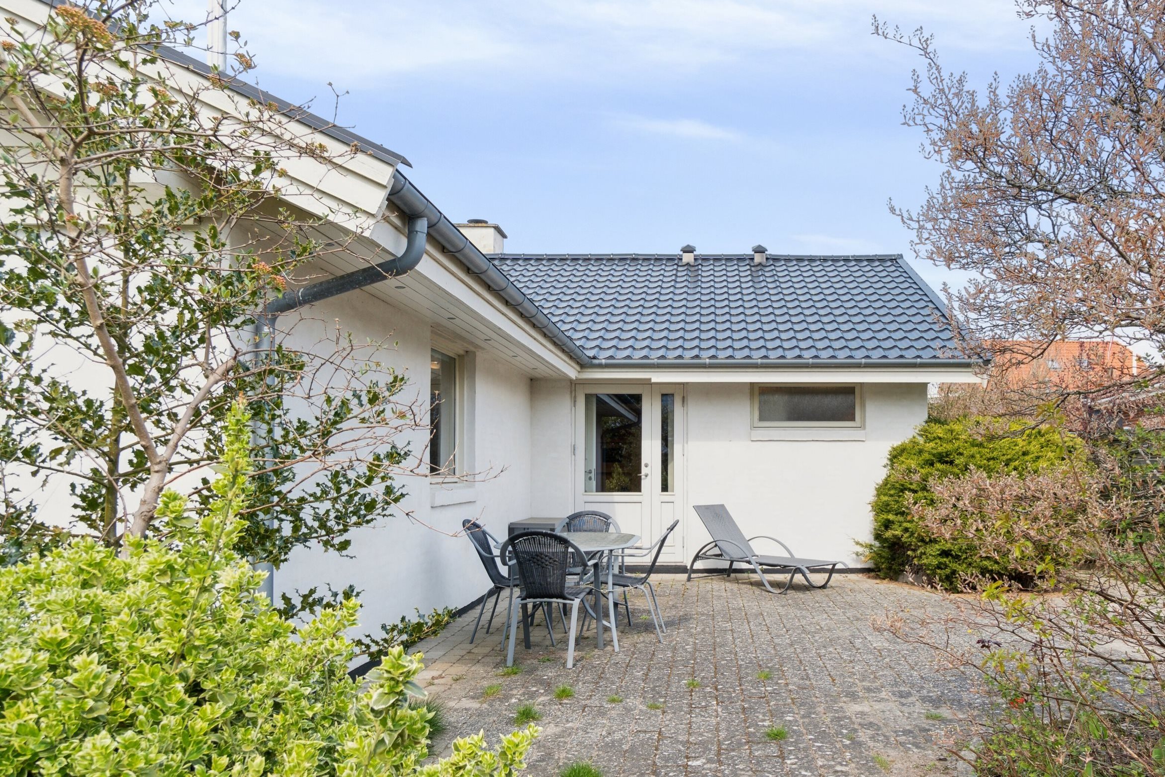 Fremhævet udendørs billede i fuldskærmstilstand. Billede af Ønskevej 1, 3360 Liseleje