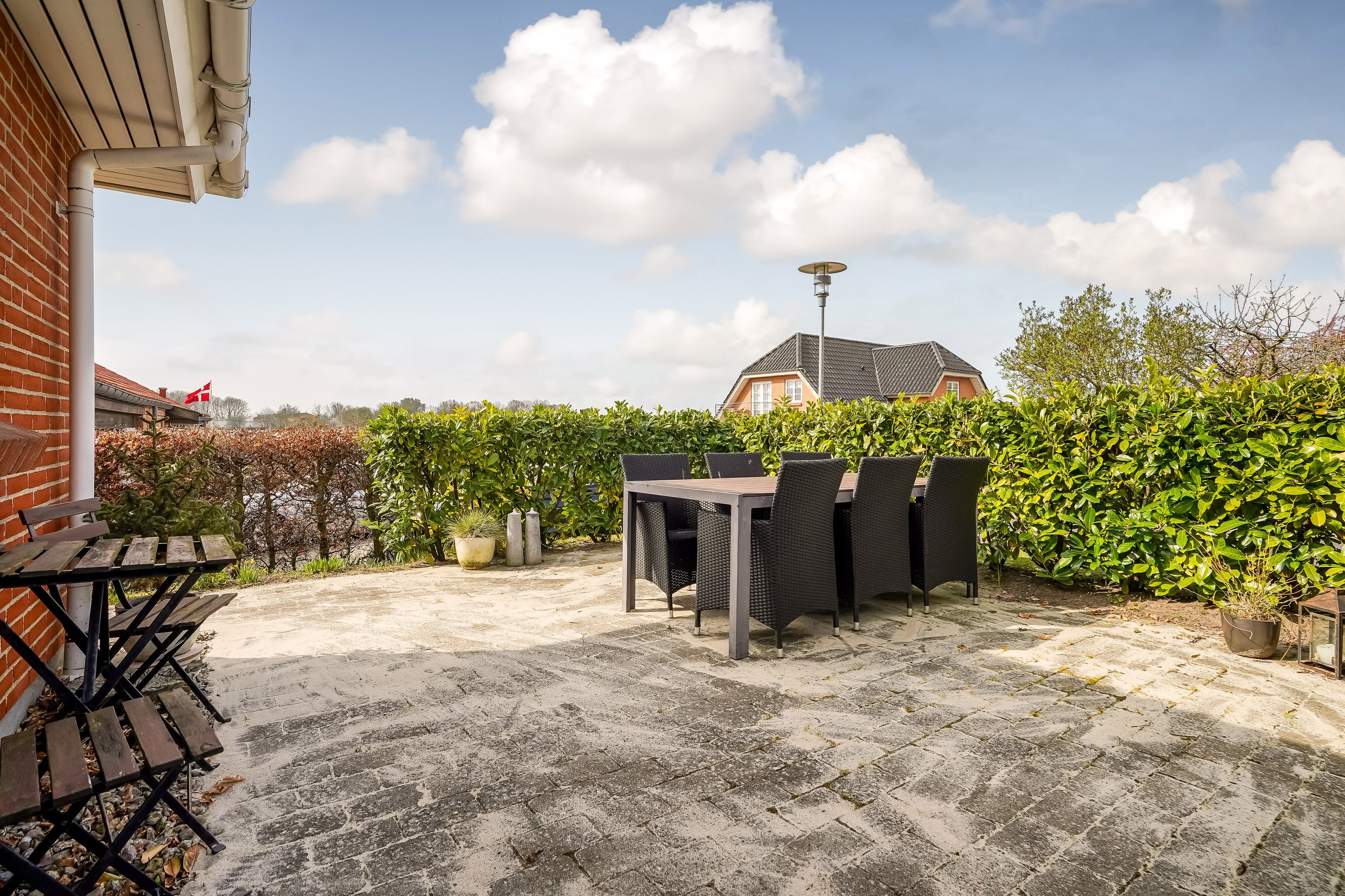 Fremhævet terrasse billede i fuldskærmstilstand. Billede af Lyøvej 10, Baaring, 5466 Asperup