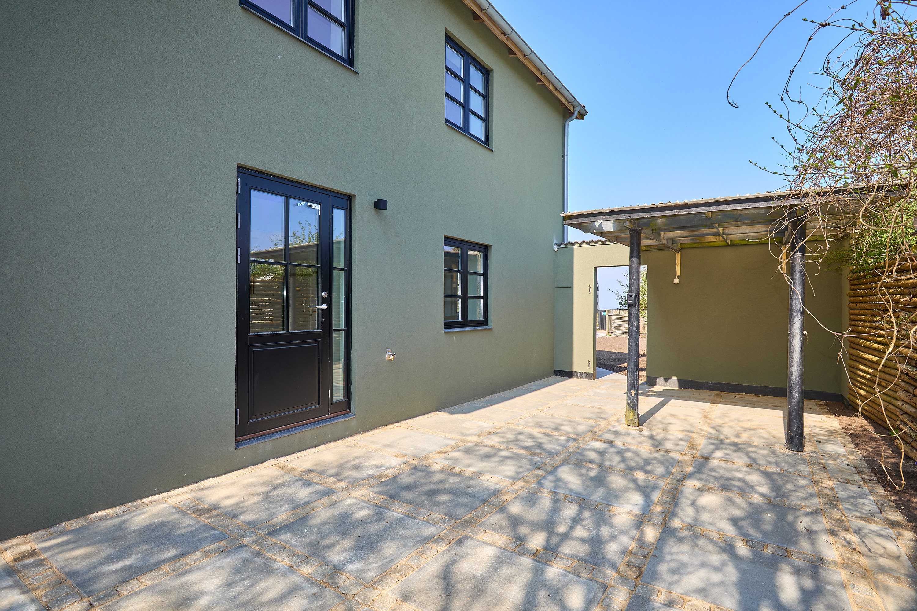 Fremhævet terrasse billede i fuldskærmstilstand. Billede af Kystvej 10, 3210 Vejby