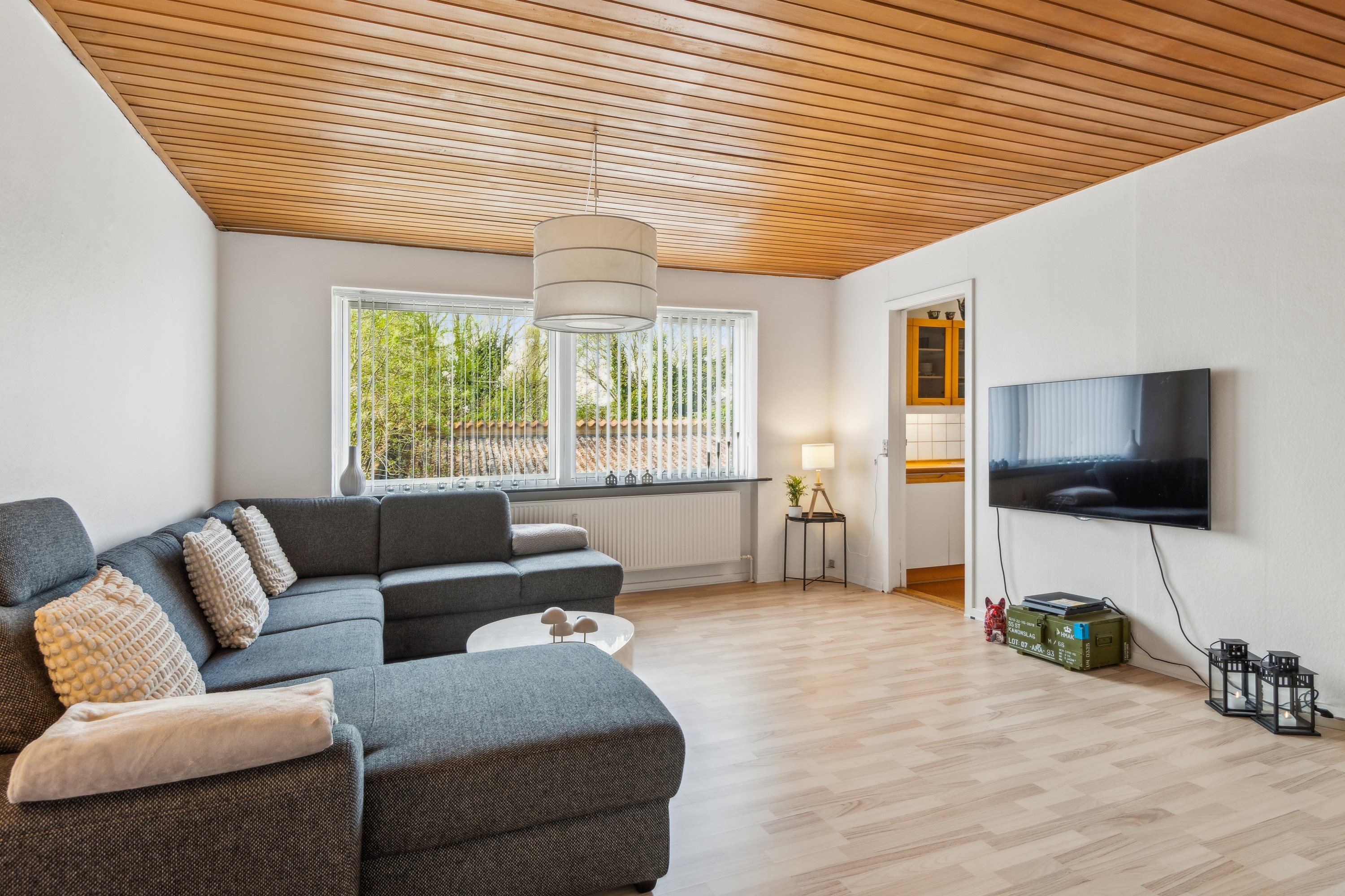 Fremhævet stue billede i fuldskærmstilstand. Billede af Ll Algade 3, 9240 Nibe