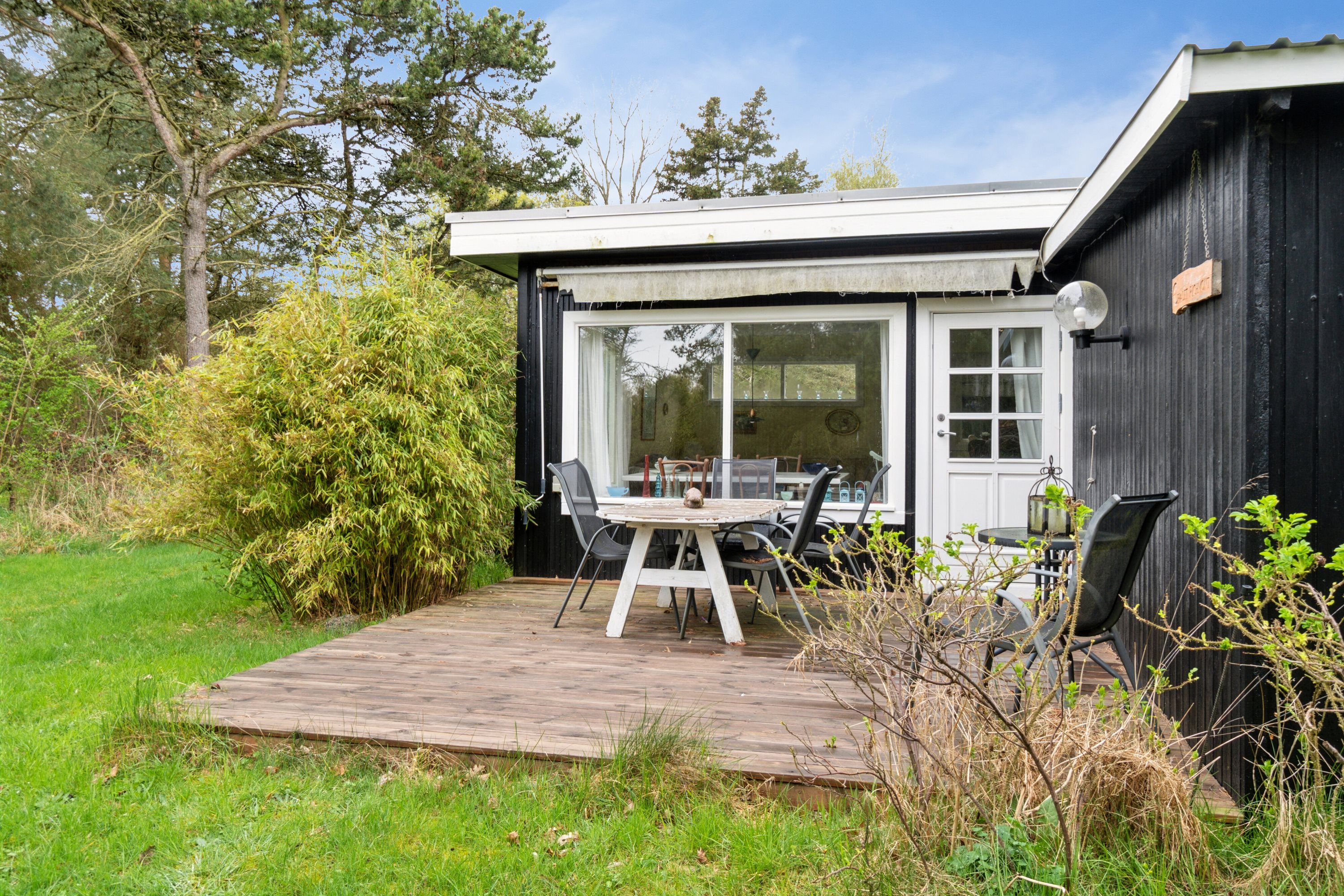 Fremhævet udendørs billede i fuldskærmstilstand. Billede af Henriksvej 27, Reersø Ornum, 4281 Gørlev