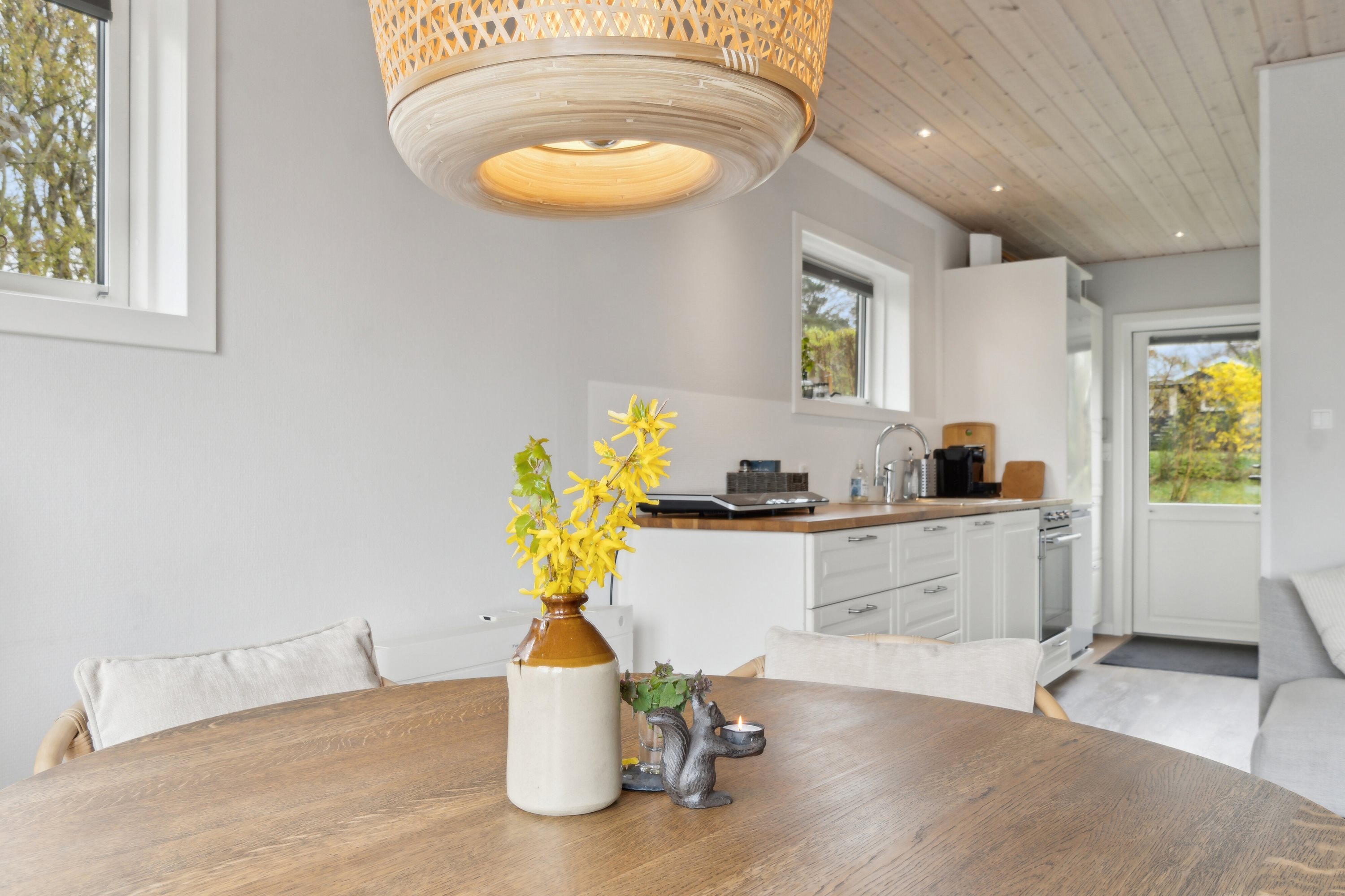 Fremhævet spisestue billede i fuldskærmstilstand. Billede af C.A. Nielsensvej 33, Ølsted Strandhuse, 3310 Ølsted