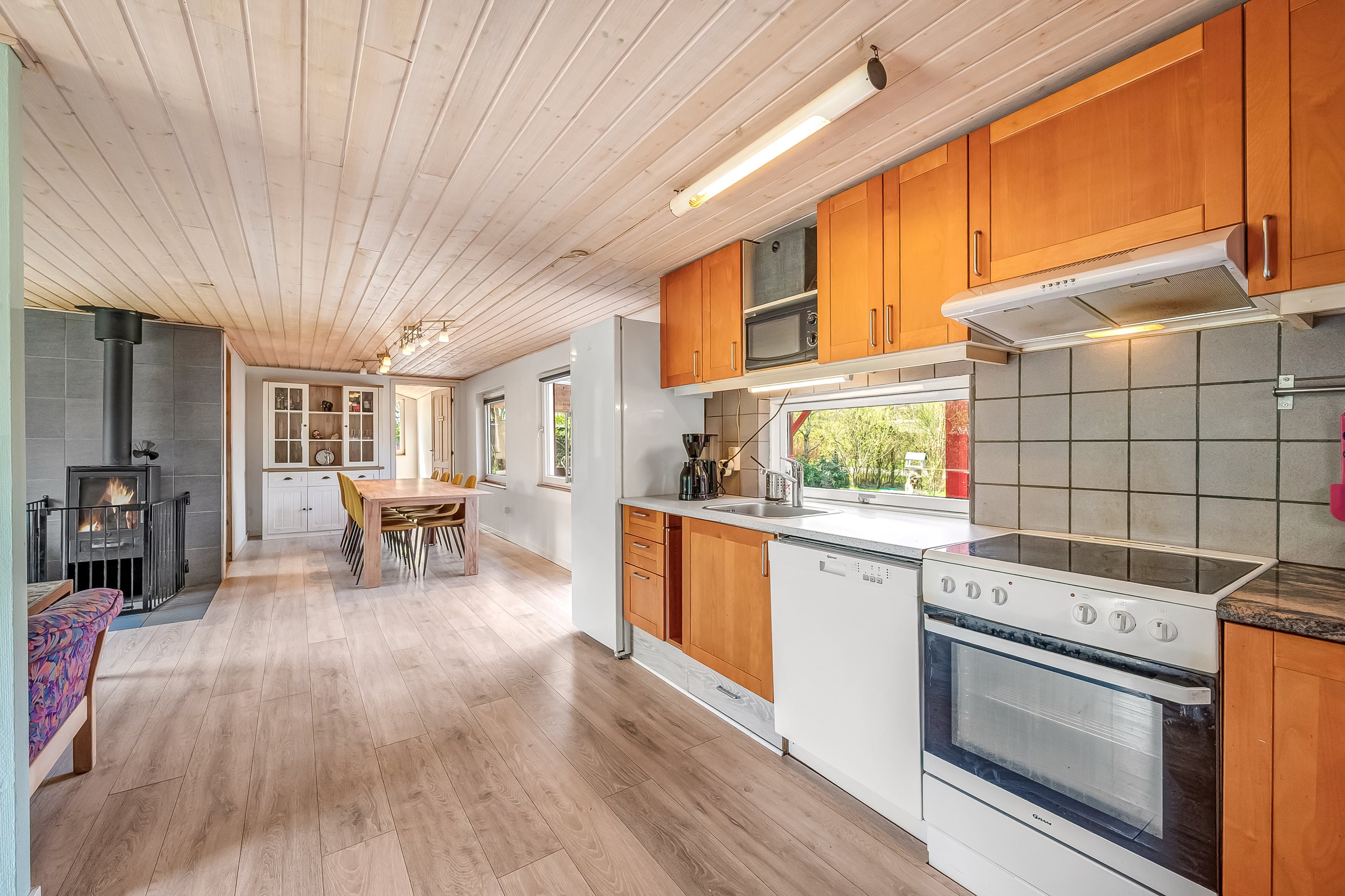 Fremhævet køkken billede i fuldskærmstilstand. Billede af Gyvelvej 59, Stauning, 6900 Skjern