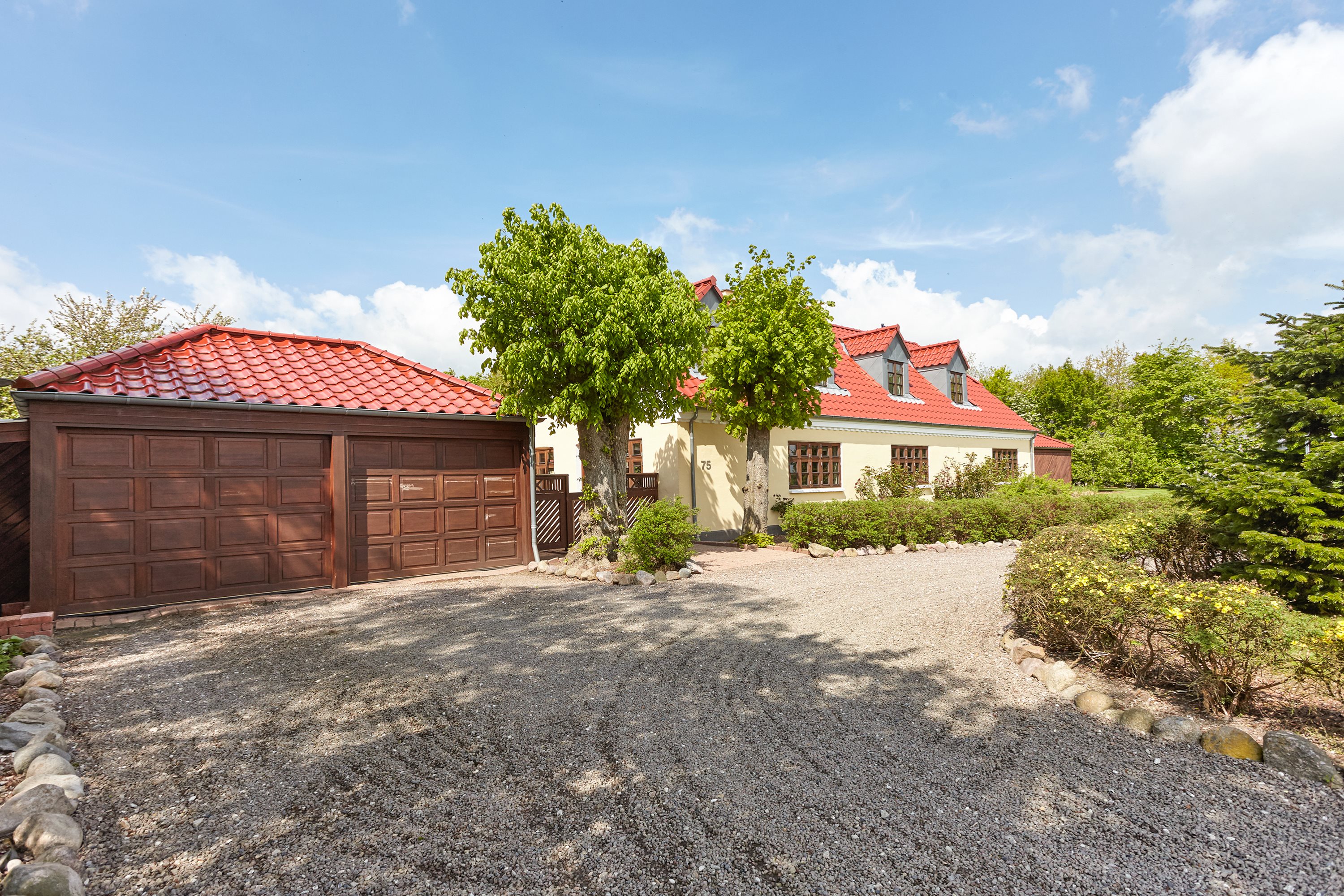 Miniaturebillede 2: ejendommen. Billede af Frederikslystvej 75, Eriknauer, 8723 Løsning