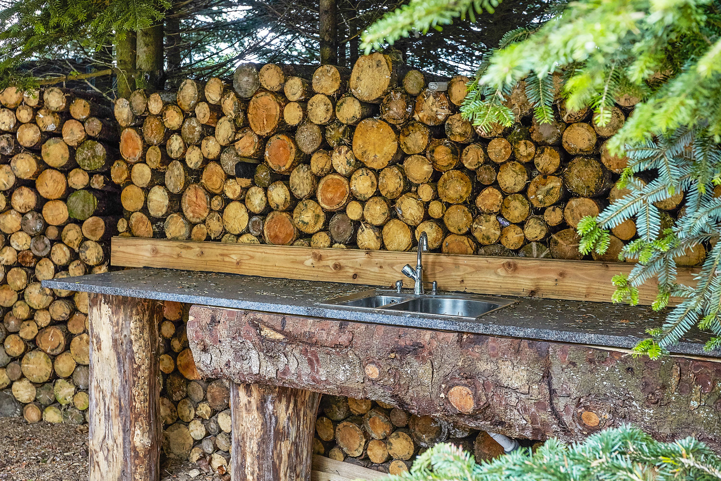 Fremhævet udekøkken billede i fuldskærmstilstand. Billede af Frederikslystvej 75, Eriknauer, 8723 Løsning