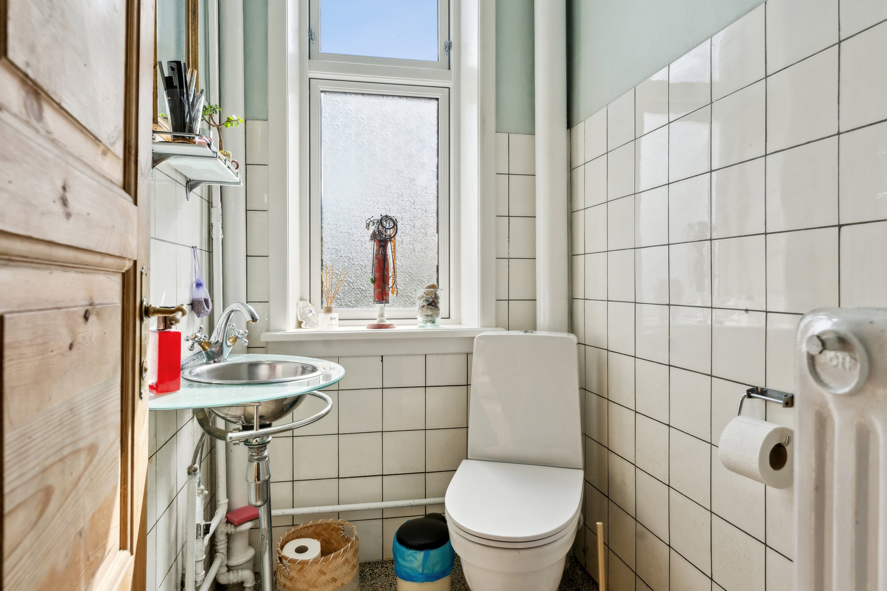 Fremhævet badeværelse billede i fuldskærmstilstand. Billede af Tjærbyvej 52, 8930 Randers NØ