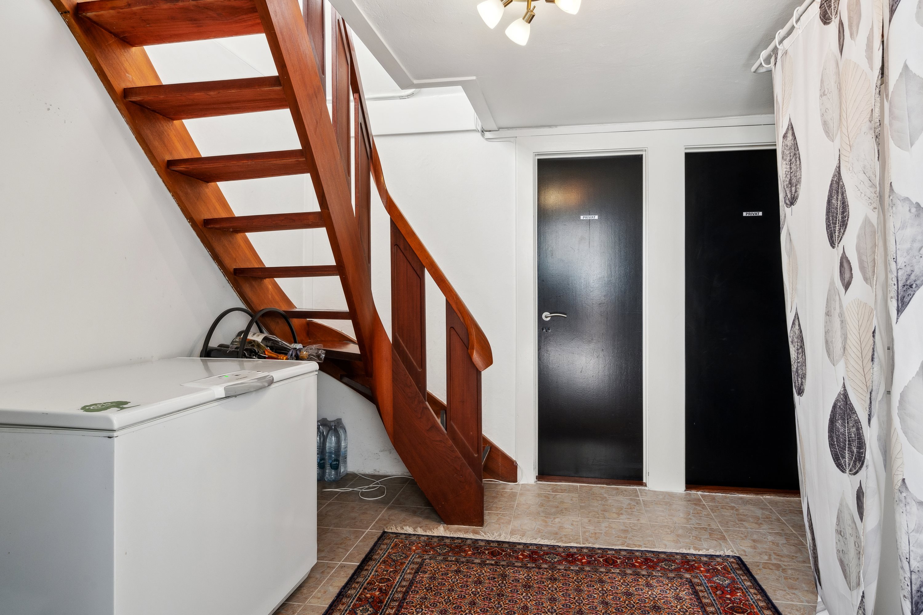 Fremhævet gang billede i fuldskærmstilstand. Billede af Egå Strandvej 13, 8250 Egå