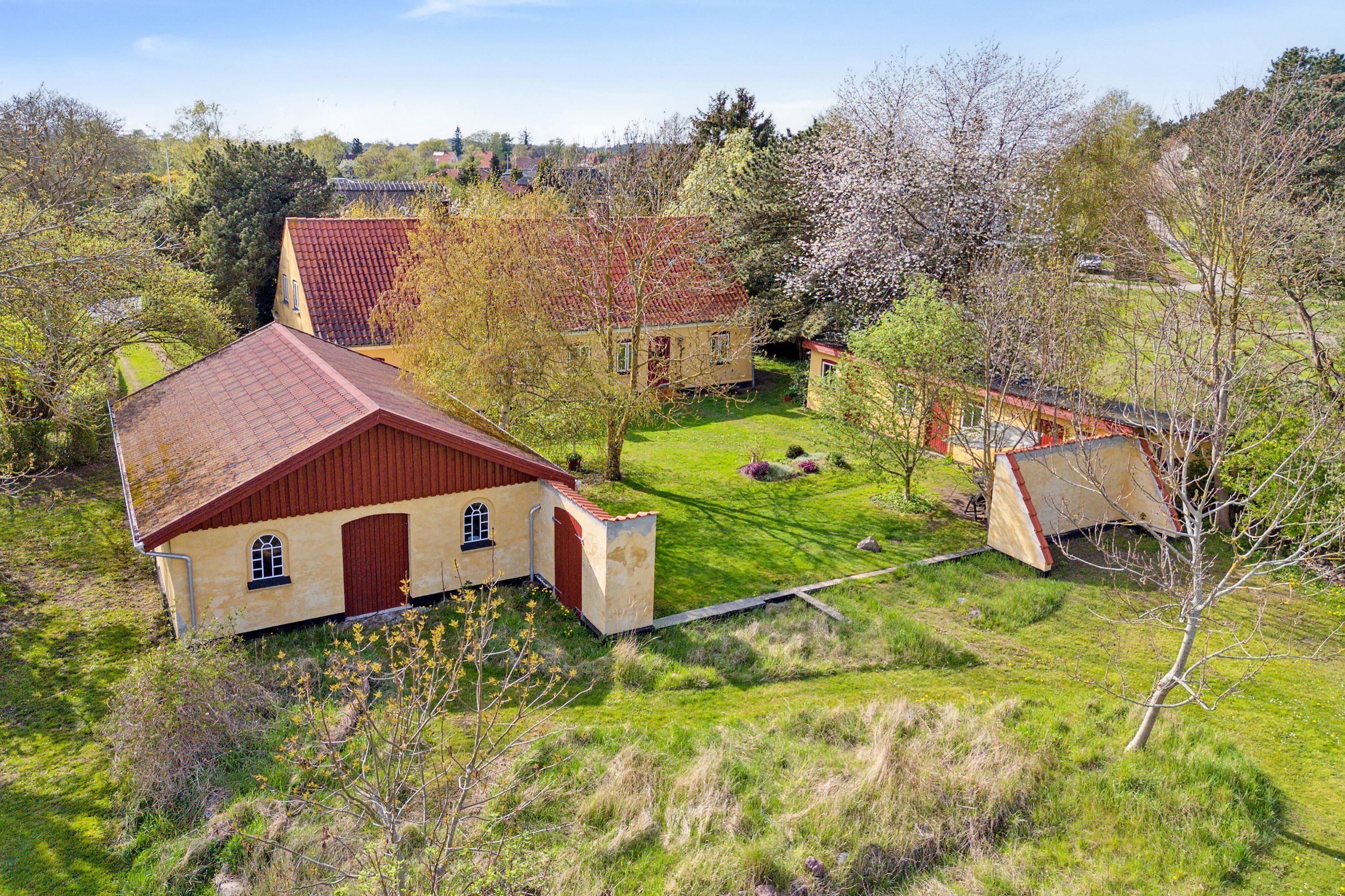 Miniaturebillede 1: set fra haven. Billede af Hesselbyvej 23A, 4230 Skælskør