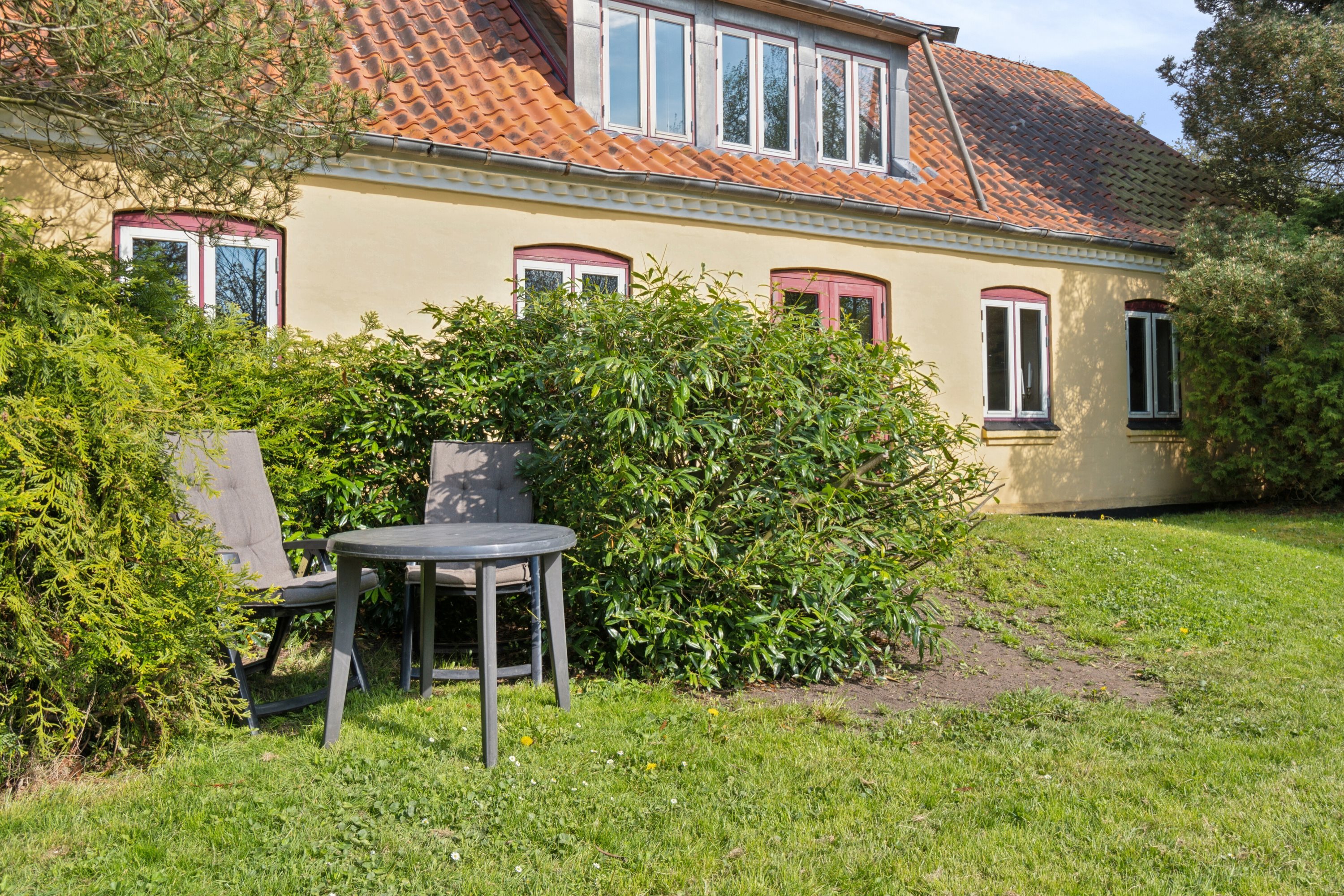 Fremhævet set fra haven billede i fuldskærmstilstand. Billede af Hesselbyvej 23A, 4230 Skælskør